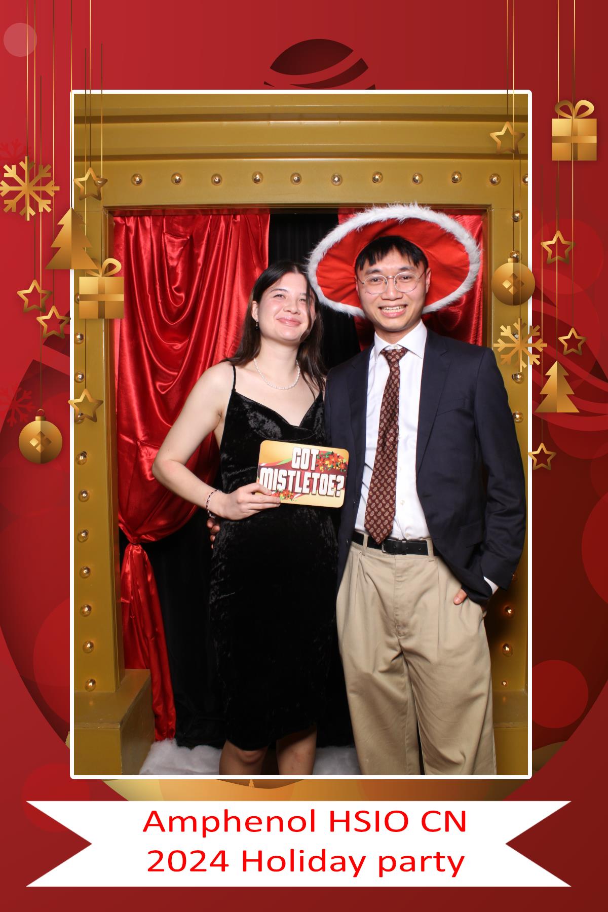 Amphenol HSIO CN Holiday Party | View more photos from the event at gallery.myselfiemirror.ca/u/romanmyselfiemirrorca/Amphenol-HSIO-CN-Holiday-Party
