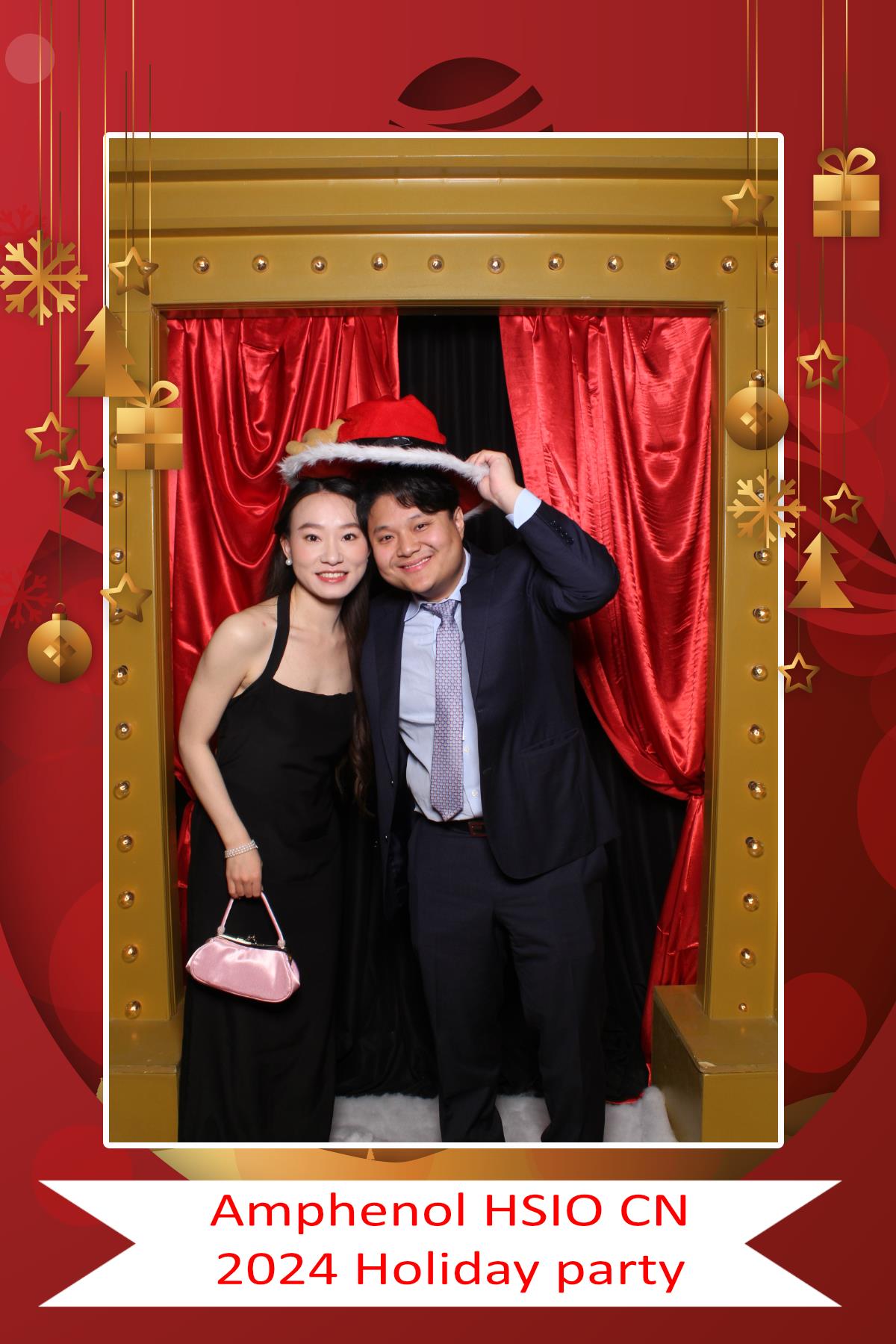 Amphenol HSIO CN Holiday Party | View more photos from the event at gallery.myselfiemirror.ca/u/romanmyselfiemirrorca/Amphenol-HSIO-CN-Holiday-Party