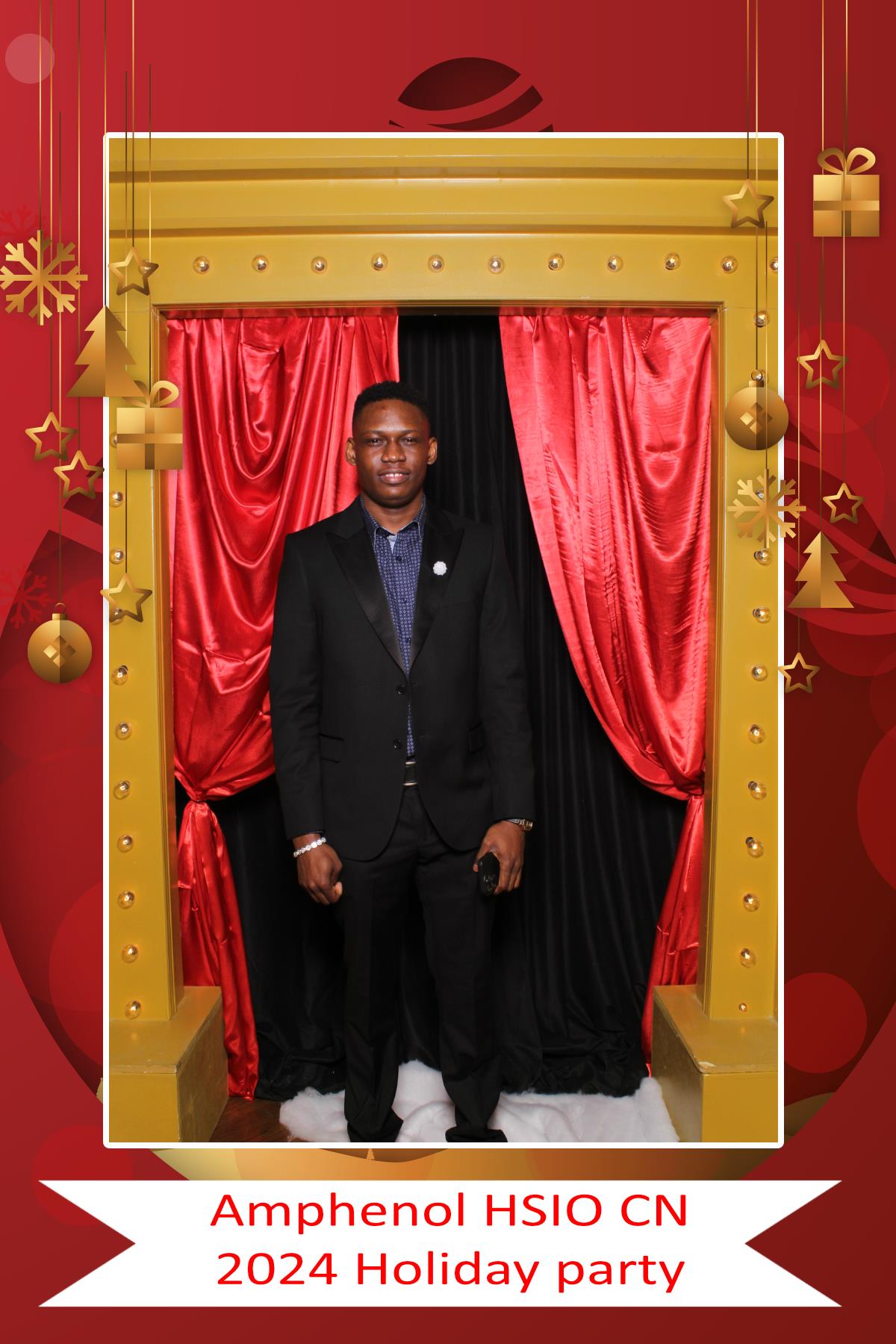 Amphenol HSIO CN Holiday Party | View more photos from the event at gallery.myselfiemirror.ca/u/romanmyselfiemirrorca/Amphenol-HSIO-CN-Holiday-Party