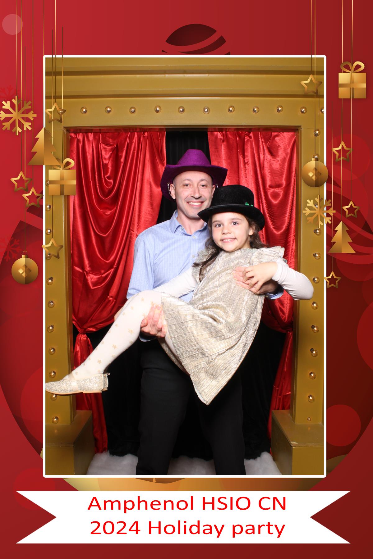 Amphenol HSIO CN Holiday Party | View more photos from the event at gallery.myselfiemirror.ca/u/romanmyselfiemirrorca/Amphenol-HSIO-CN-Holiday-Party