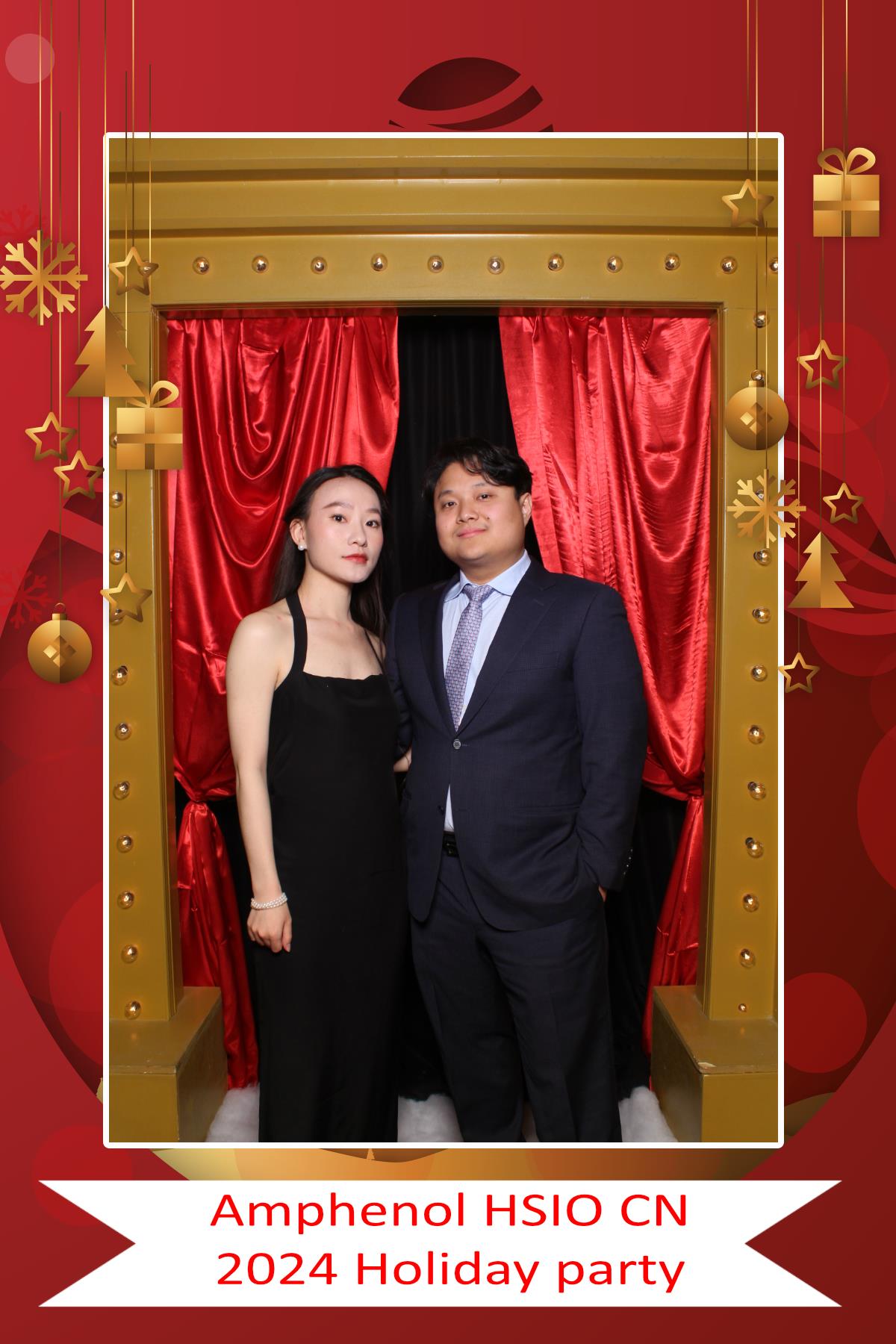 Amphenol HSIO CN Holiday Party | View more photos from the event at gallery.myselfiemirror.ca/u/romanmyselfiemirrorca/Amphenol-HSIO-CN-Holiday-Party