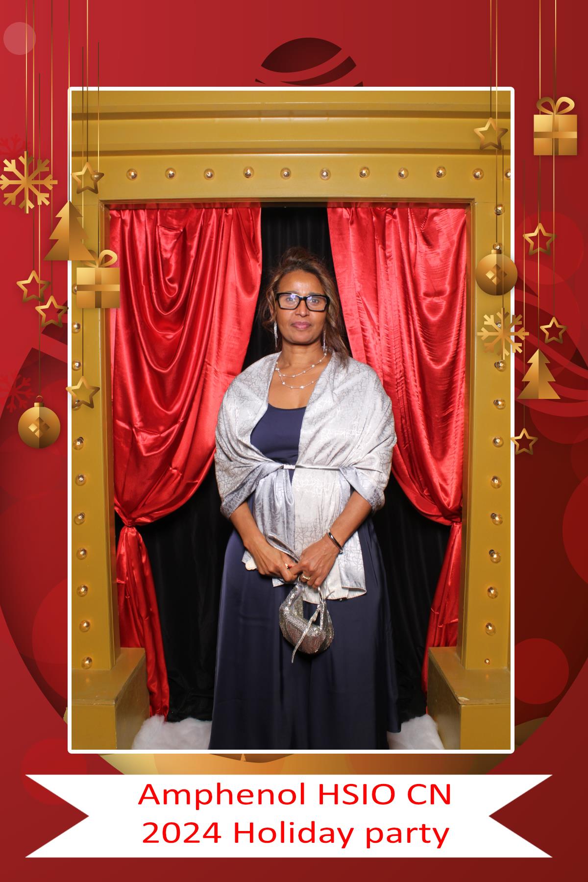 Amphenol HSIO CN Holiday Party | View more photos from the event at gallery.myselfiemirror.ca/u/romanmyselfiemirrorca/Amphenol-HSIO-CN-Holiday-Party