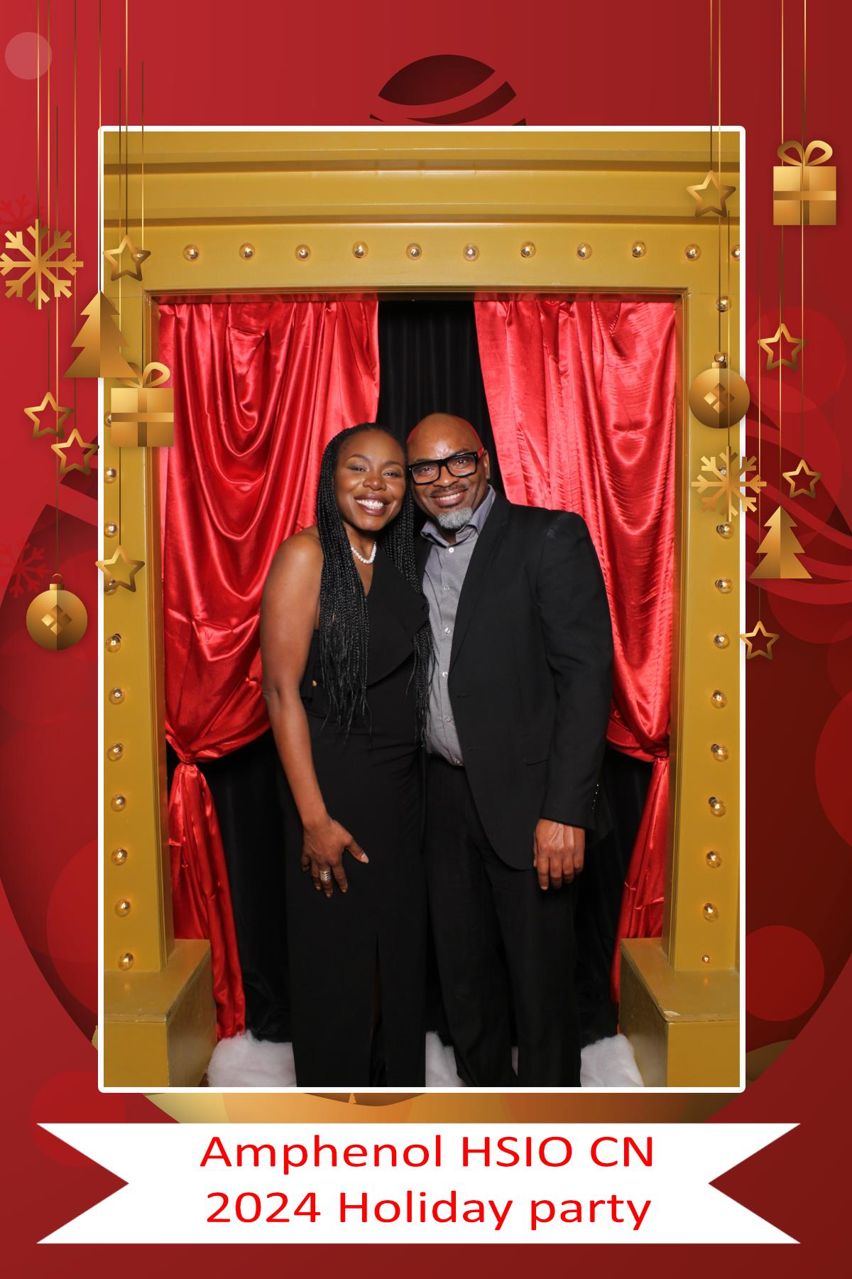 Amphenol HSIO CN Holiday Party | View more photos from the event at gallery.myselfiemirror.ca/u/romanmyselfiemirrorca/Amphenol-HSIO-CN-Holiday-Party