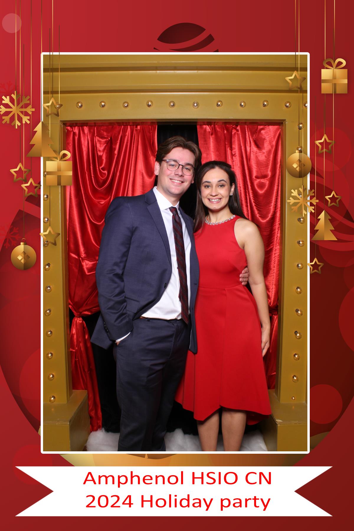 Amphenol HSIO CN Holiday Party | View more photos from the event at gallery.myselfiemirror.ca/u/romanmyselfiemirrorca/Amphenol-HSIO-CN-Holiday-Party