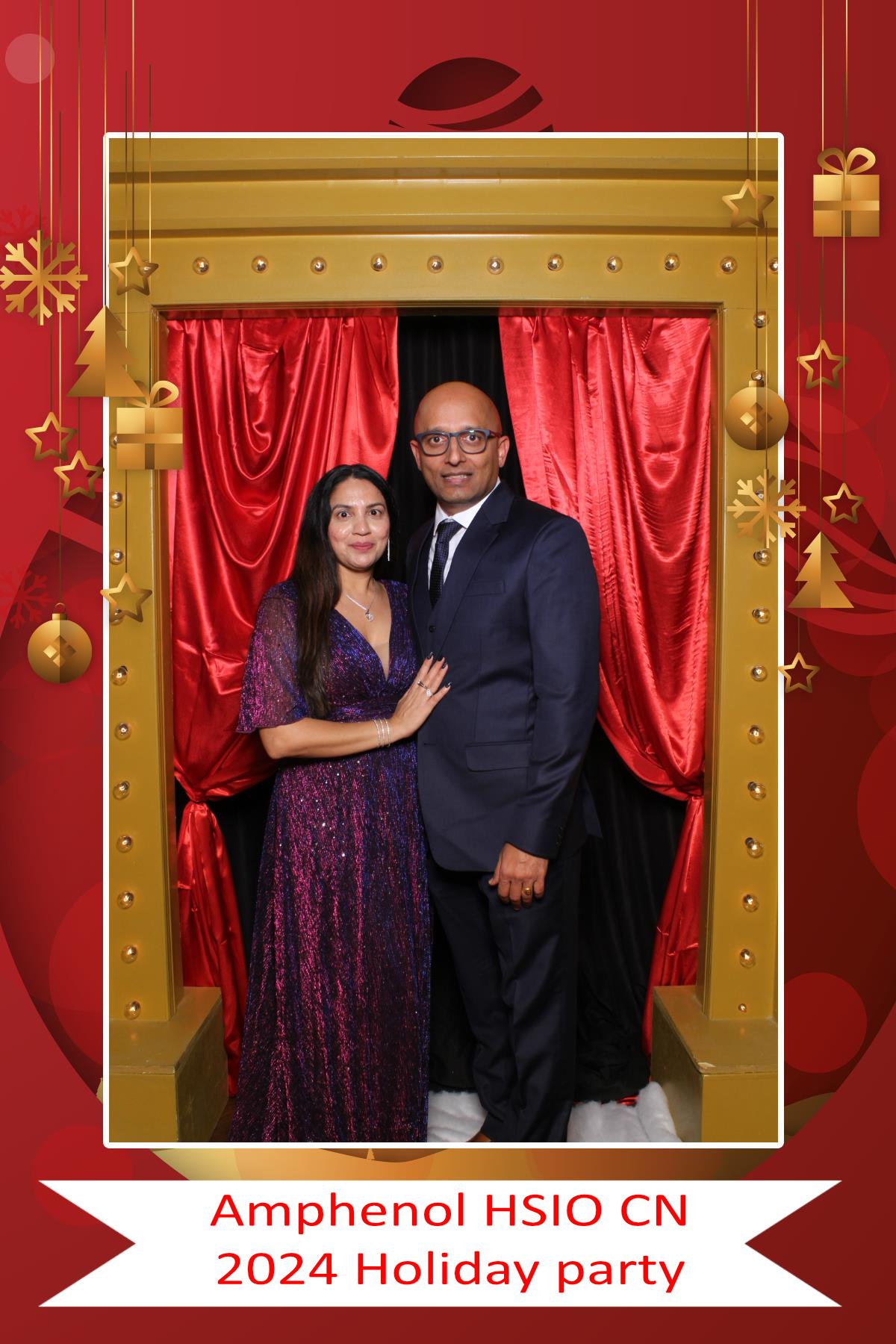 Amphenol HSIO CN Holiday Party | View more photos from the event at gallery.myselfiemirror.ca/u/romanmyselfiemirrorca/Amphenol-HSIO-CN-Holiday-Party