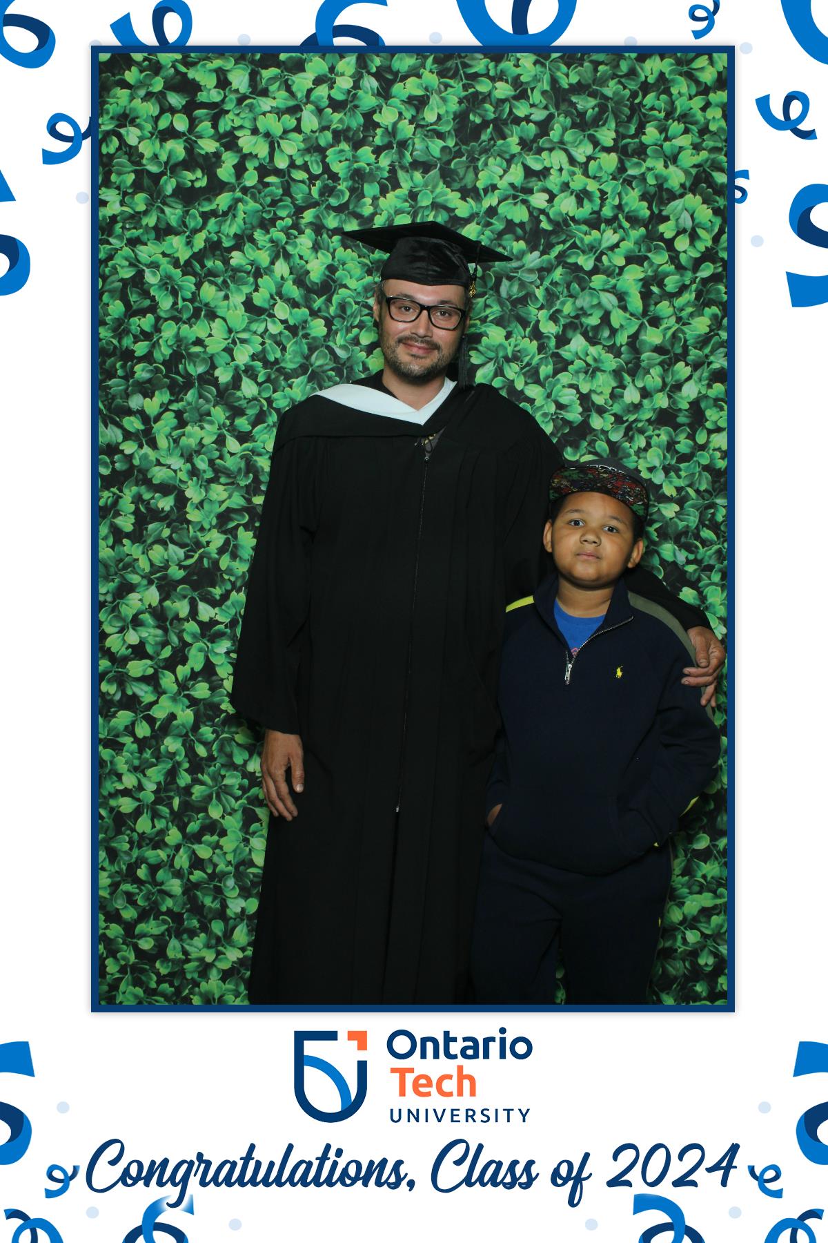 Annual Convocation, Class of 2024 | View more photos from the event at gallery.myselfiemirror.ca/u/romanmyselfiemirrorca/Annual-Convocation-Class-of-2024