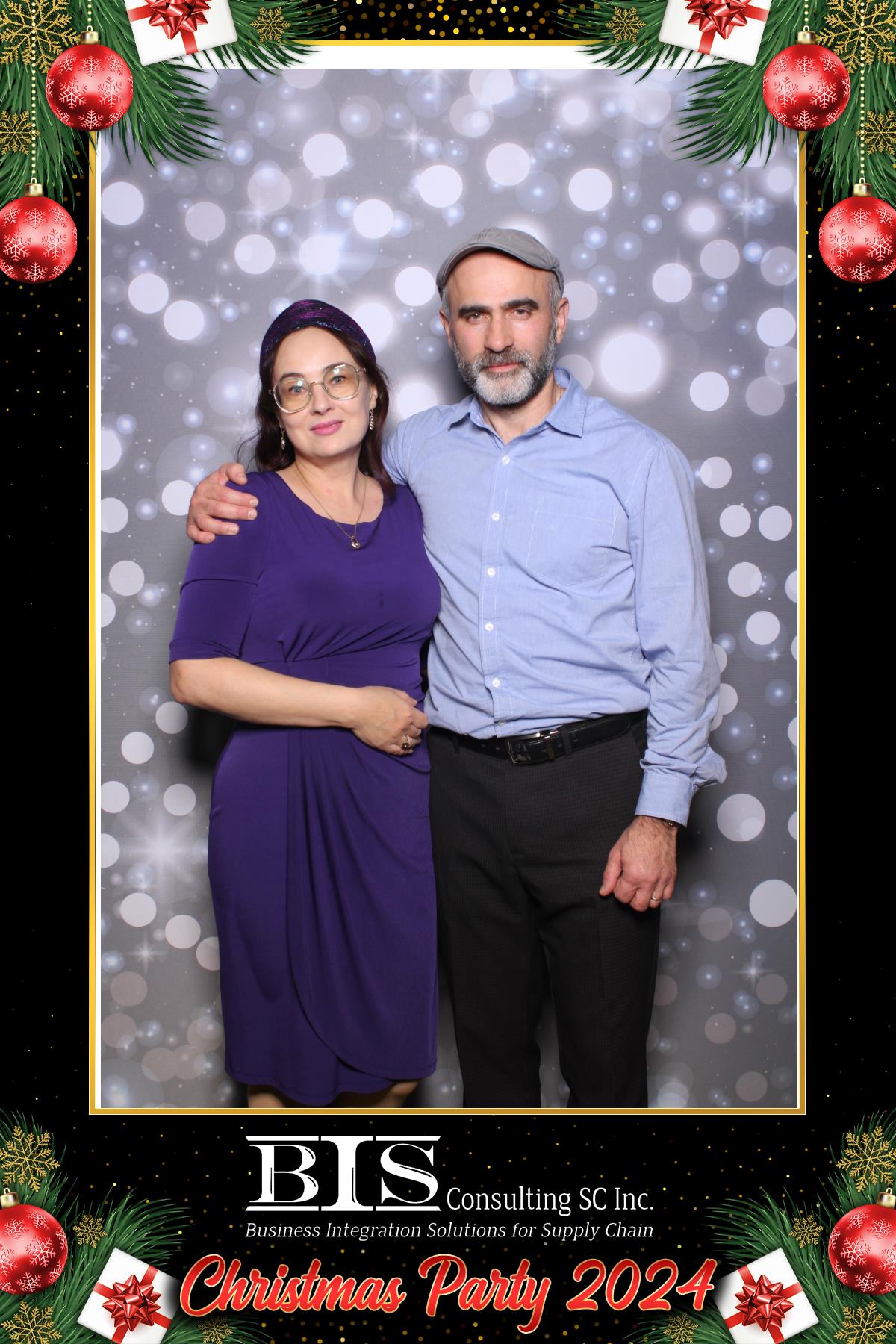 BIS Christmas Party 2024 | View more photos from the event at gallery.myselfiemirror.ca/u/romanmyselfiemirrorca/BIS-Christmas-Party-2024