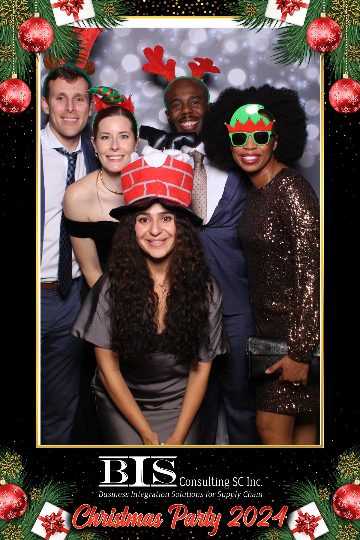 BIS Christmas Party 2024 | View more photos from the event at gallery.myselfiemirror.ca/u/romanmyselfiemirrorca/BIS-Christmas-Party-2024