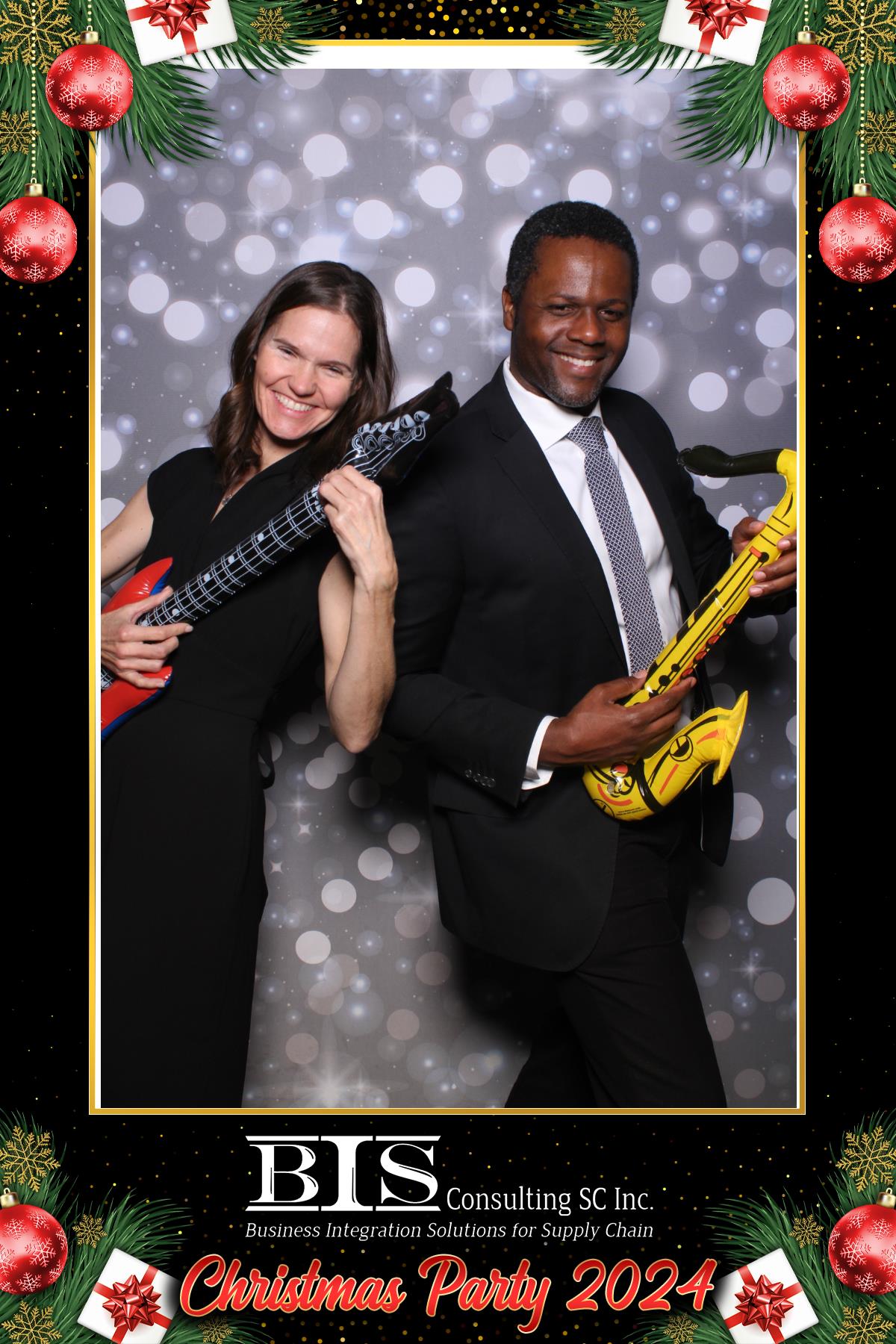 BIS Christmas Party 2024 | View more photos from the event at gallery.myselfiemirror.ca/u/romanmyselfiemirrorca/BIS-Christmas-Party-2024