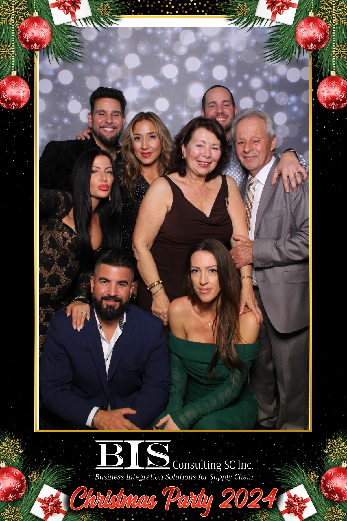 BIS Christmas Party 2024 | View more photos from the event at gallery.myselfiemirror.ca/u/romanmyselfiemirrorca/BIS-Christmas-Party-2024