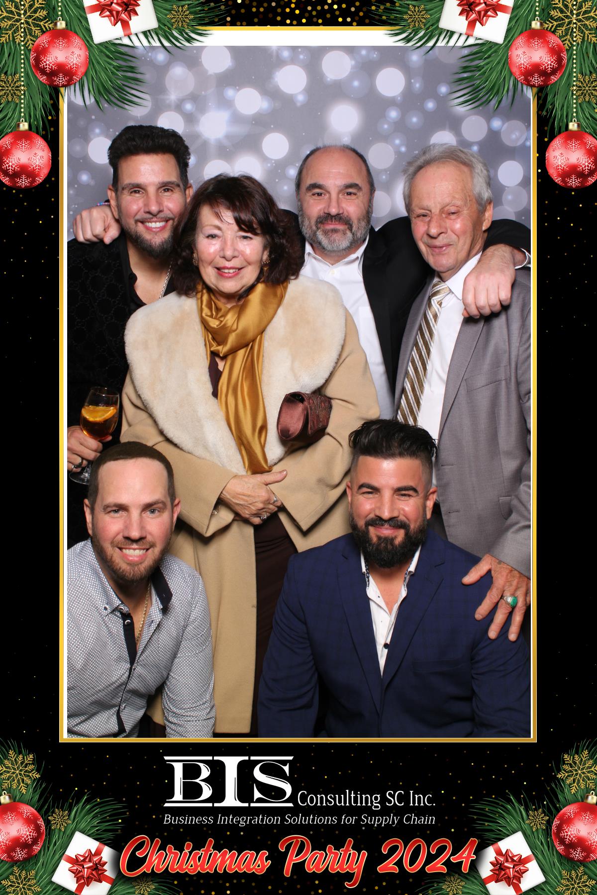 BIS Christmas Party 2024 | View more photos from the event at gallery.myselfiemirror.ca/u/romanmyselfiemirrorca/BIS-Christmas-Party-2024