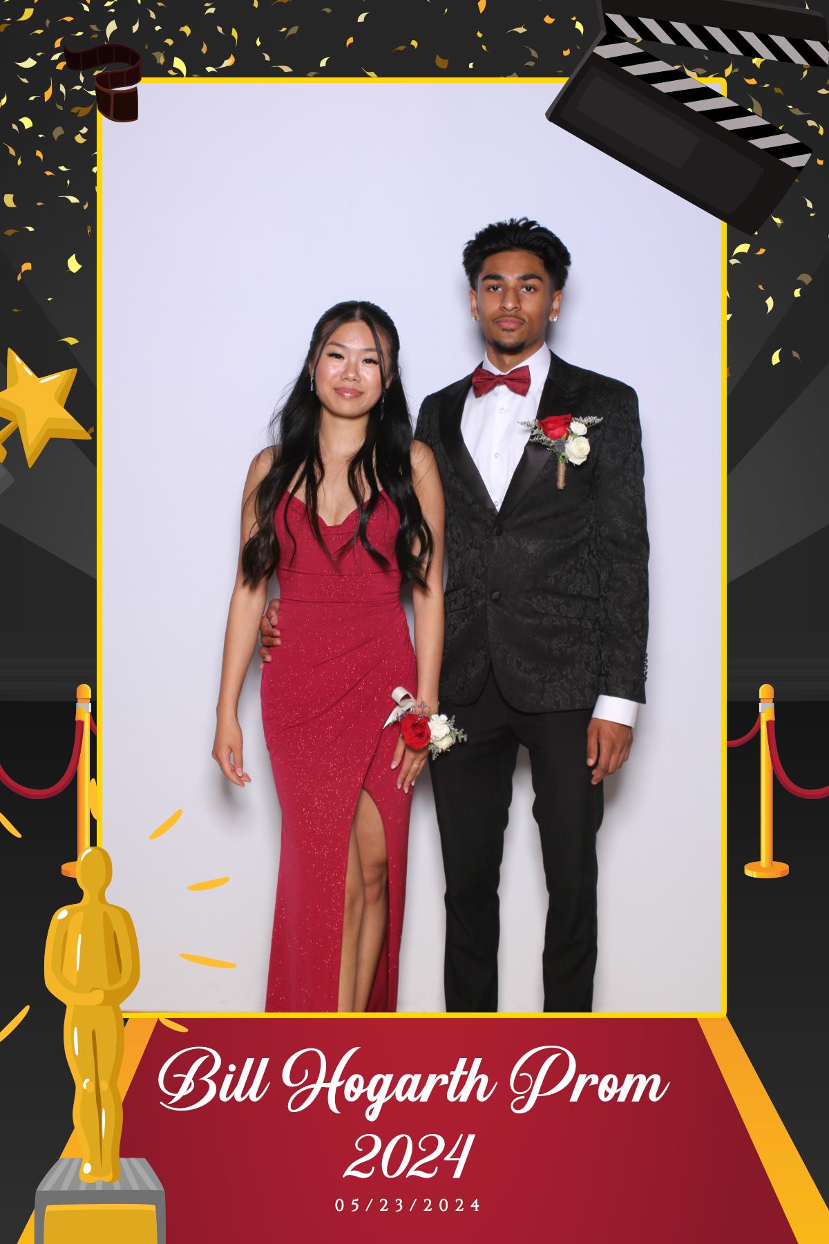 Bill Hogarth Prom 2024 | View more photos from the event at gallery.myselfiemirror.ca/u/romanmyselfiemirrorca/Bill-Hogarth-Prom-2024