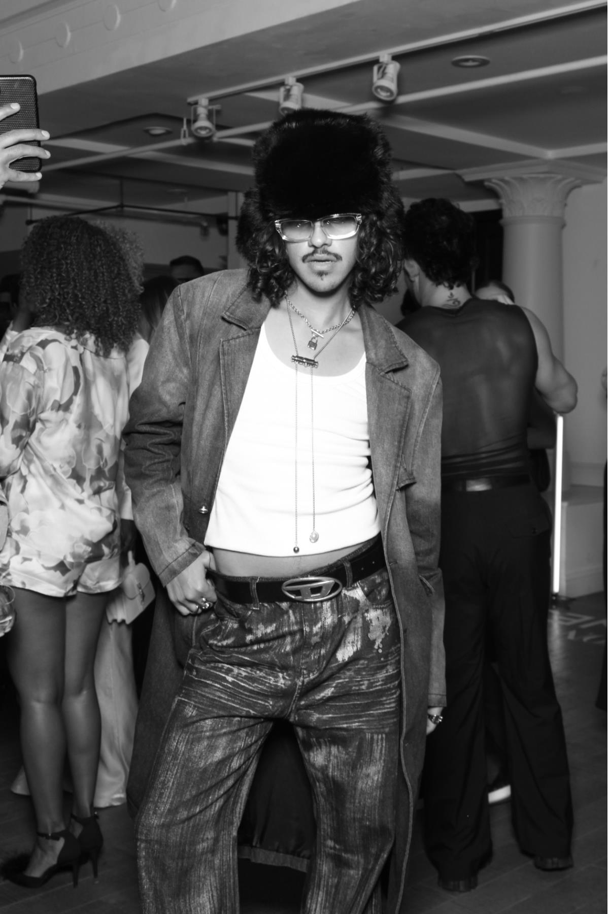 Fashion The Ones Party 2024 | View more photos from the event at gallery.myselfiemirror.ca/u/romanmyselfiemirrorca/Fashion-The-Ones-Party-2024