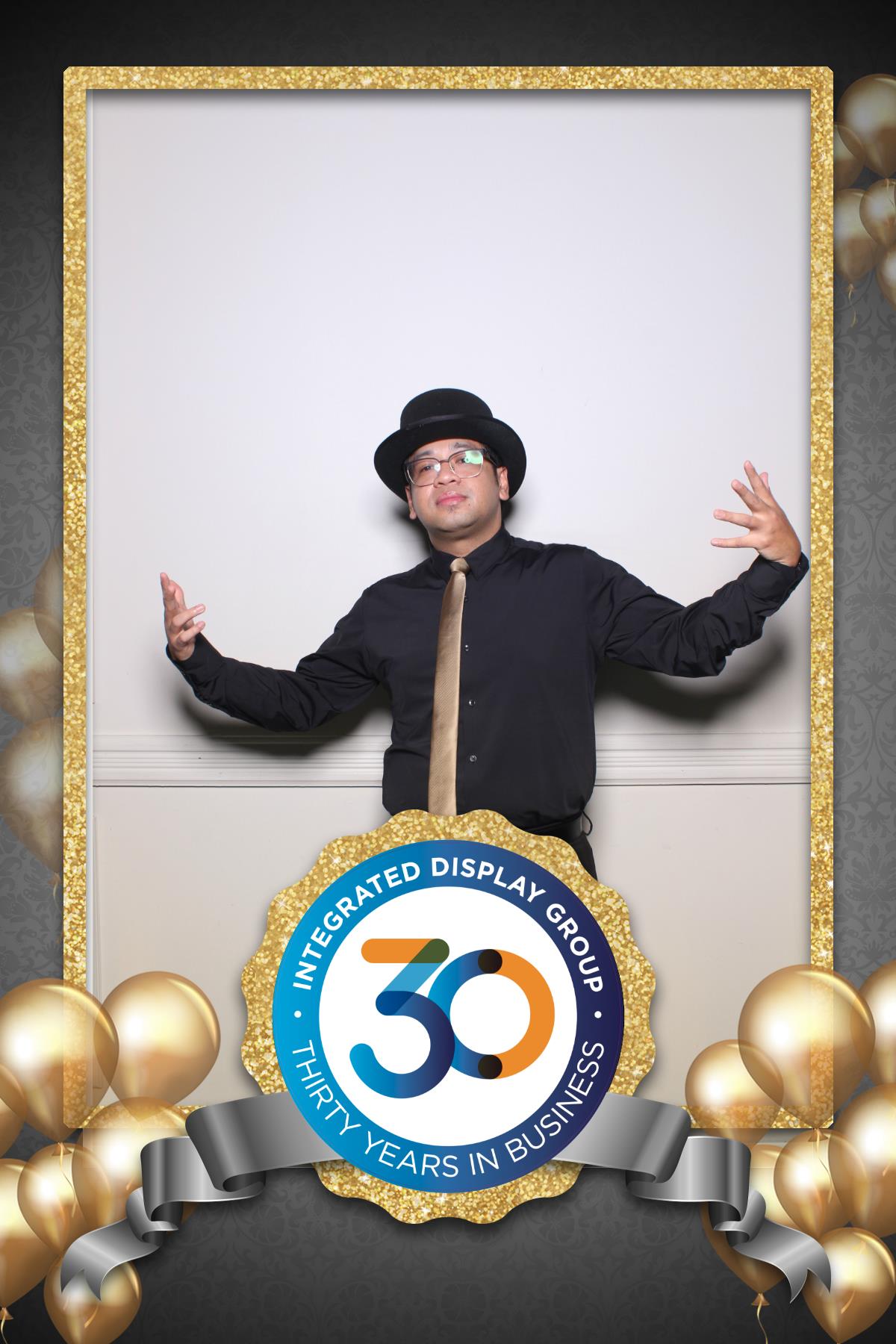 Integrated Display Holiday Party  | View more photos from the event at gallery.myselfiemirror.ca/u/romanmyselfiemirrorca/Integrated-Display-Holiday-Party