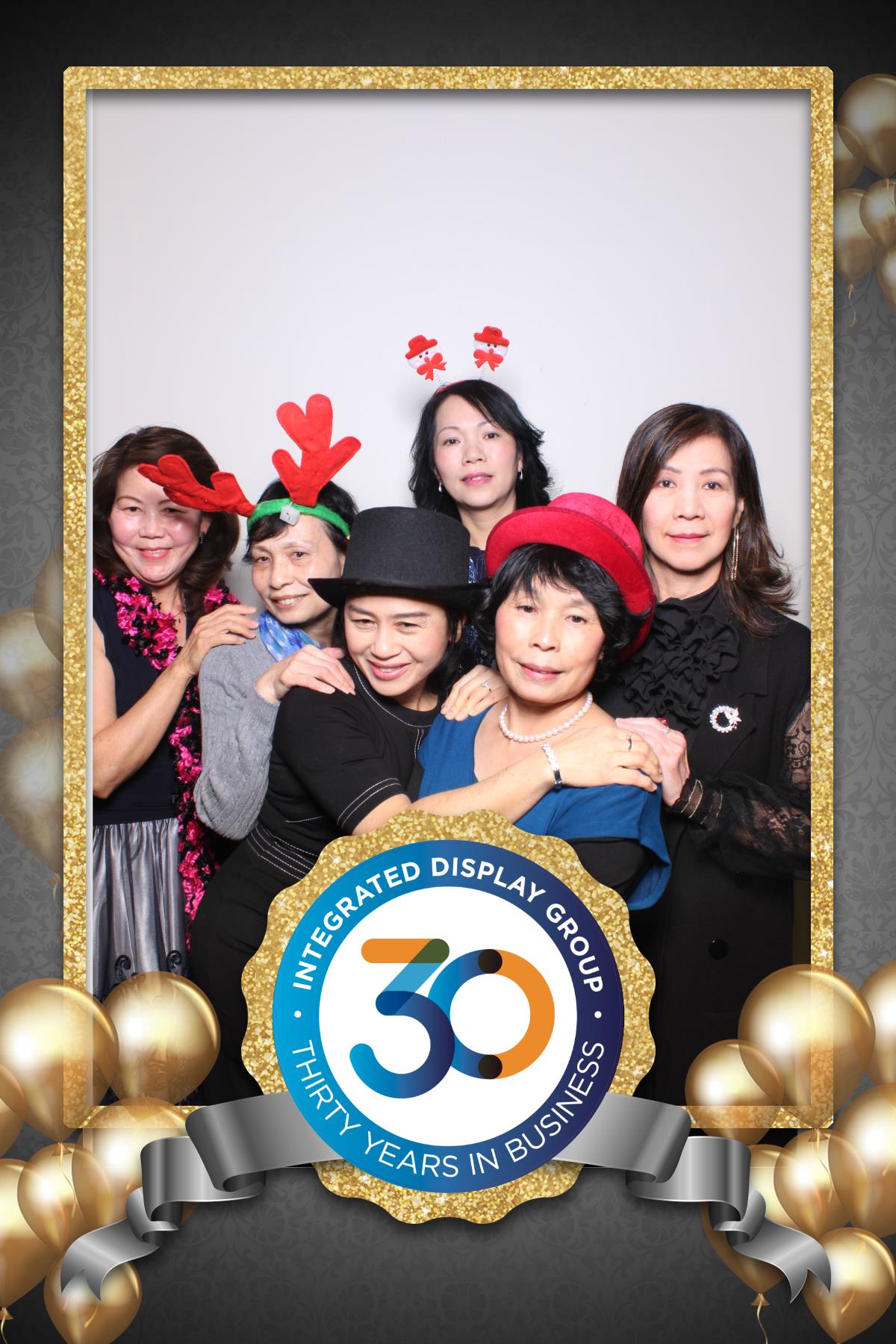 Integrated Display Holiday Party  | View more photos from the event at gallery.myselfiemirror.ca/u/romanmyselfiemirrorca/Integrated-Display-Holiday-Party