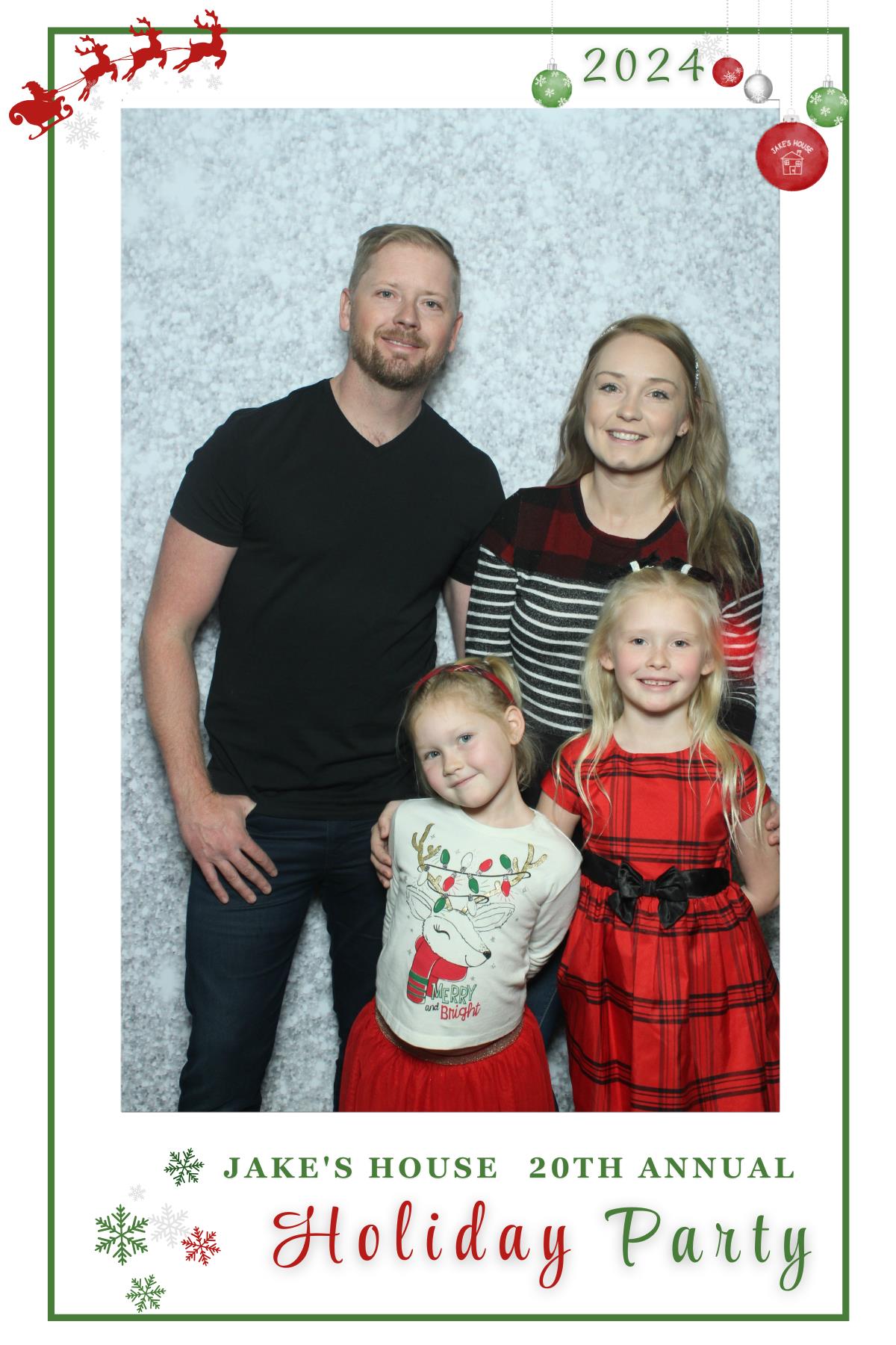 Jake's House 20th Annual Holiday Party | View more photos from the event at gallery.myselfiemirror.ca/u/romanmyselfiemirrorca/Jakes-House-20th-Annual-Holiday-Party