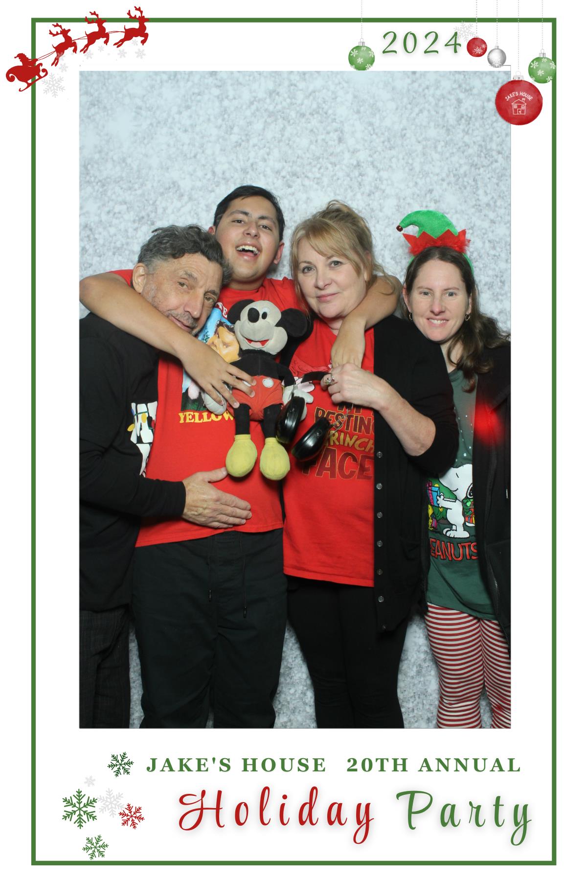 Jake's House 20th Annual Holiday Party | View more photos from the event at gallery.myselfiemirror.ca/u/romanmyselfiemirrorca/Jakes-House-20th-Annual-Holiday-Party