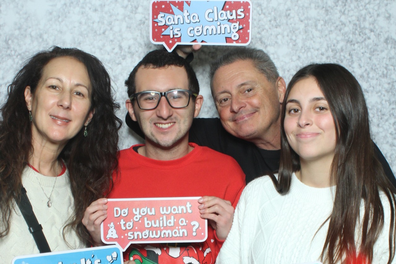 Jake's House 20th Annual Holiday Party | View more photos from the event at gallery.myselfiemirror.ca/u/romanmyselfiemirrorca/Jakes-House-20th-Annual-Holiday-Party