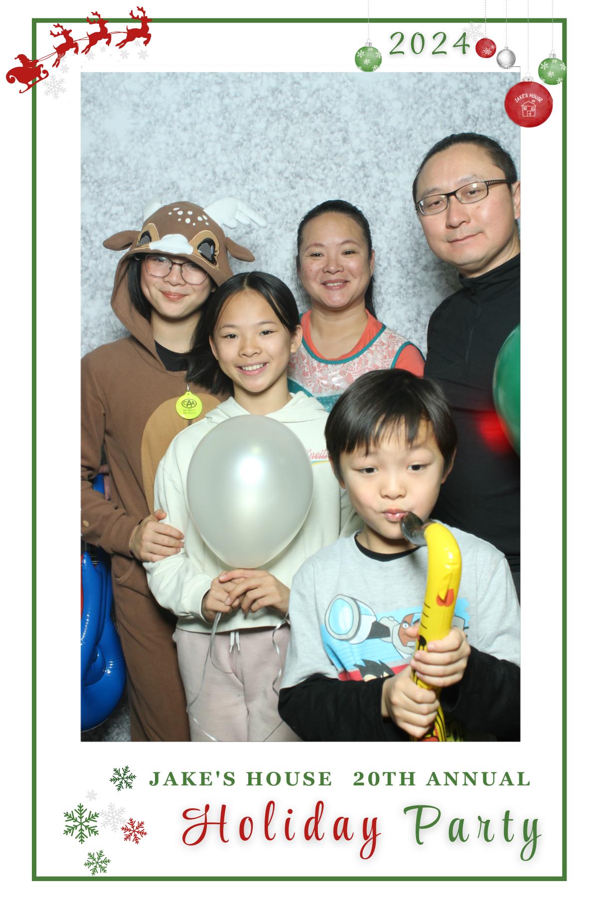 Jake's House 20th Annual Holiday Party | View more photos from the event at gallery.myselfiemirror.ca/u/romanmyselfiemirrorca/Jakes-House-20th-Annual-Holiday-Party