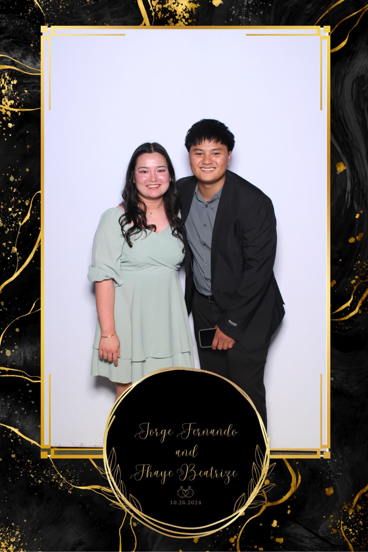Jorge & Fhaye | View more photos from the event at gallery.myselfiemirror.ca/u/romanmyselfiemirrorca/Jorge-Fhaye