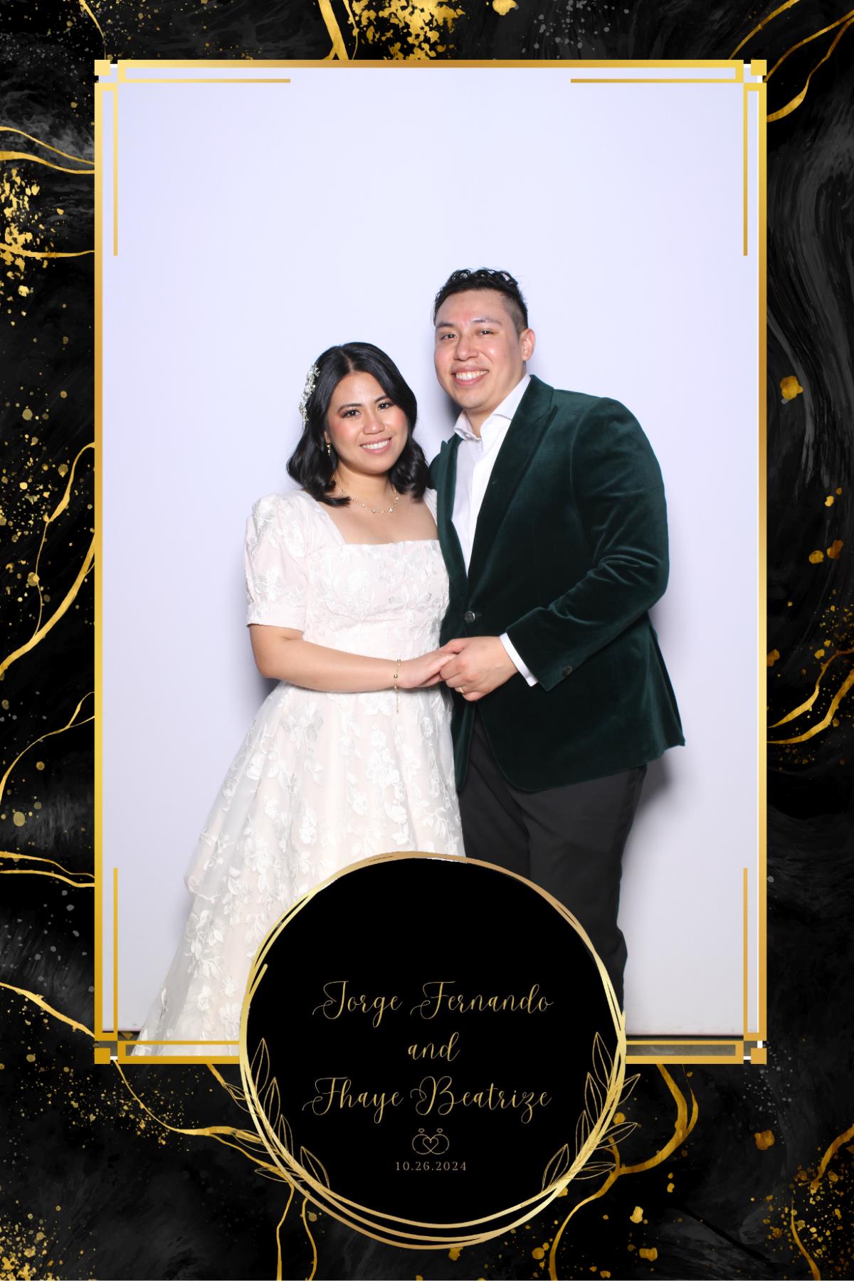 Jorge & Fhaye | View more photos from the event at gallery.myselfiemirror.ca/u/romanmyselfiemirrorca/Jorge-Fhaye