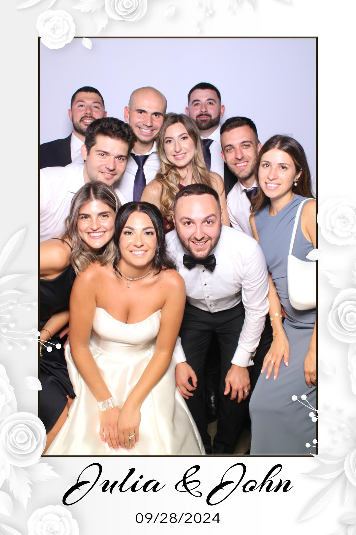 Julia & John | View more photos from the event at gallery.myselfiemirror.ca/u/romanmyselfiemirrorca/Julia-John