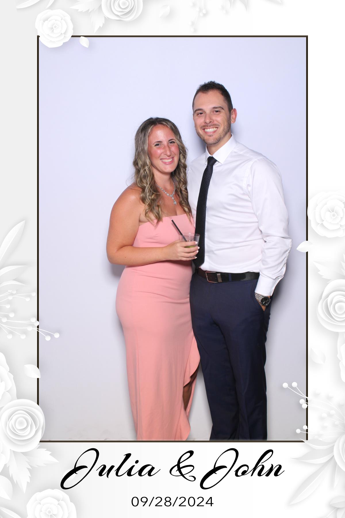 Julia & John | View more photos from the event at gallery.myselfiemirror.ca/u/romanmyselfiemirrorca/Julia-John