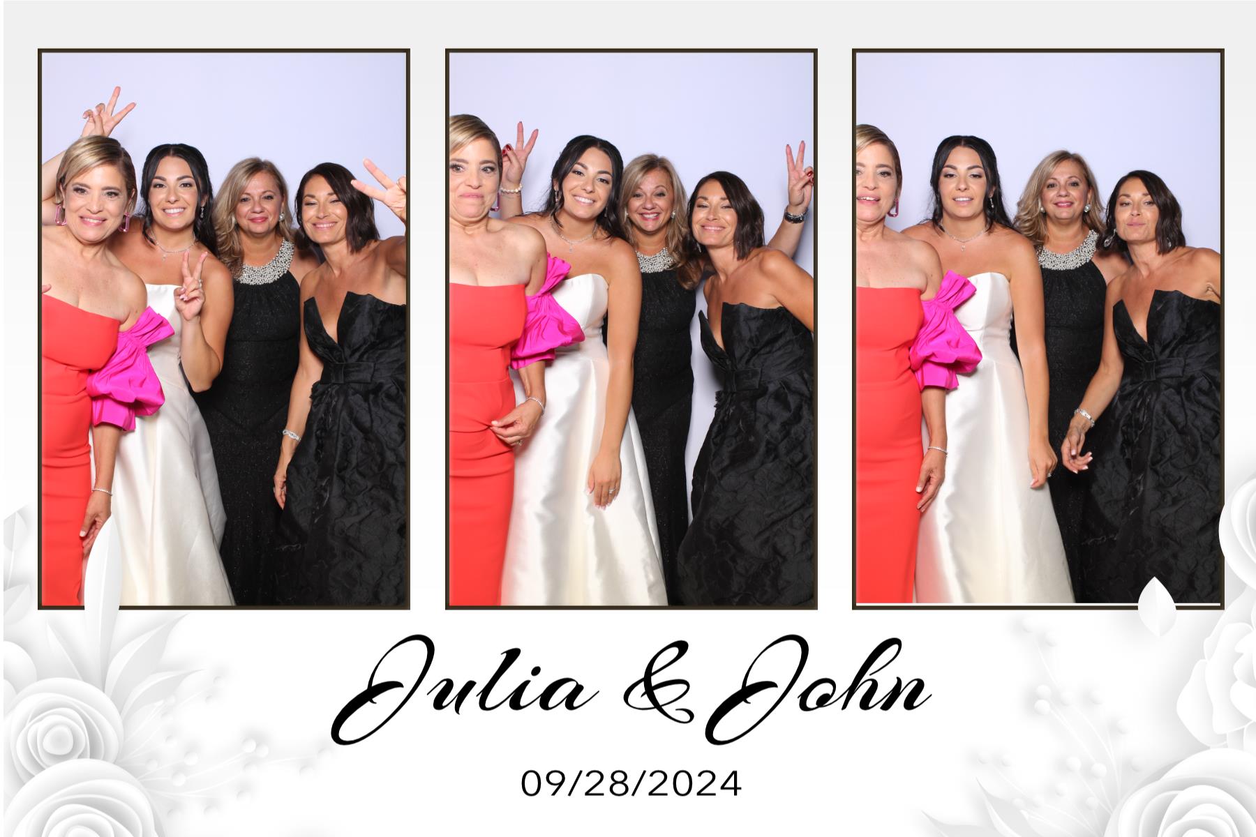 Julia & John | View more photos from the event at gallery.myselfiemirror.ca/u/romanmyselfiemirrorca/Julia-John