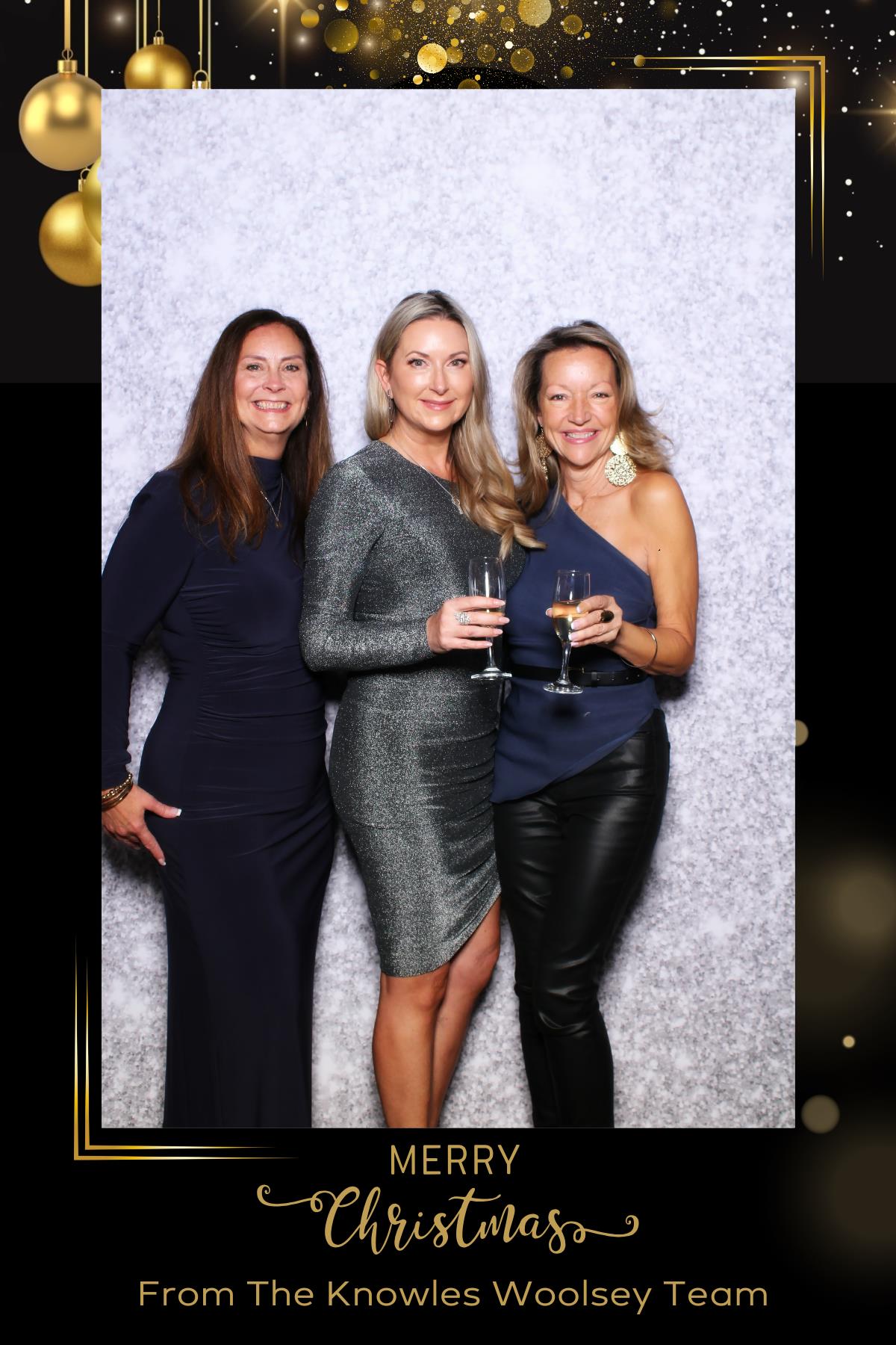 Knowles Woolsey Christmas Party | View more photos from the event at gallery.myselfiemirror.ca/u/romanmyselfiemirrorca/Knowles-Woolsey-Christmas-Party