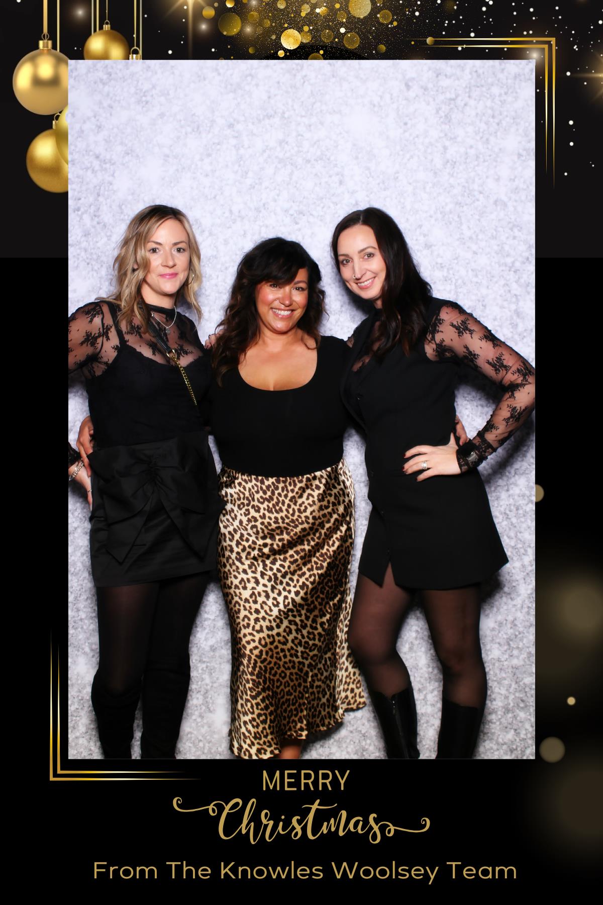 Knowles Woolsey Christmas Party | View more photos from the event at gallery.myselfiemirror.ca/u/romanmyselfiemirrorca/Knowles-Woolsey-Christmas-Party