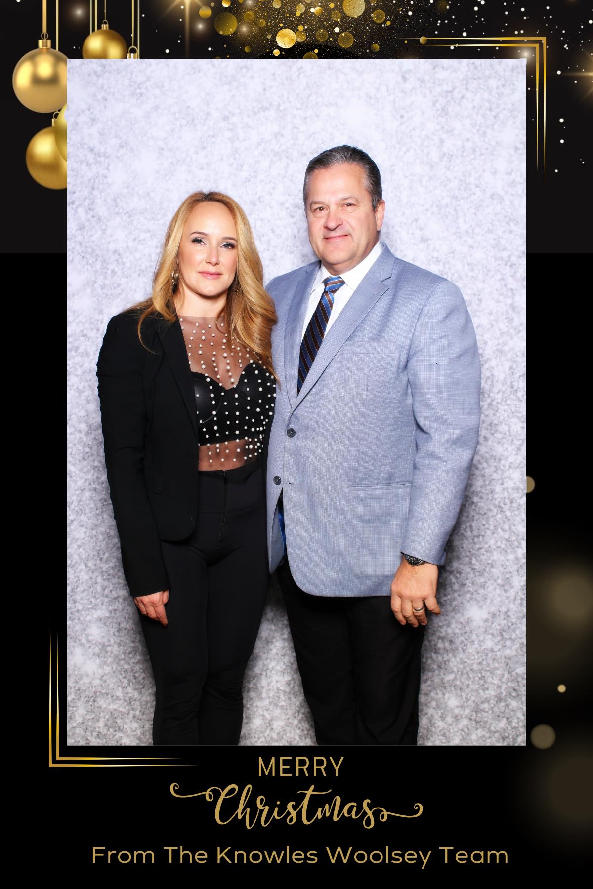 Knowles Woolsey Christmas Party | View more photos from the event at gallery.myselfiemirror.ca/u/romanmyselfiemirrorca/Knowles-Woolsey-Christmas-Party