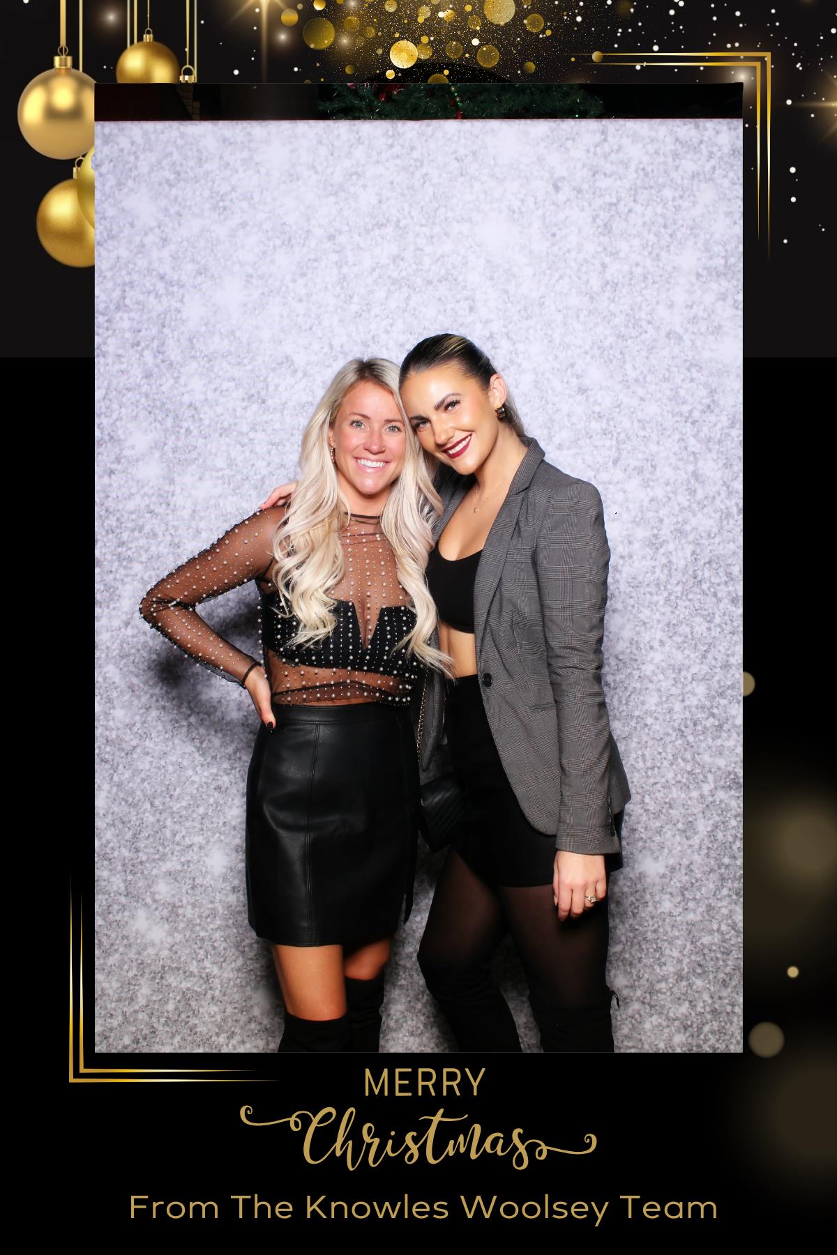 Knowles Woolsey Christmas Party | View more photos from the event at gallery.myselfiemirror.ca/u/romanmyselfiemirrorca/Knowles-Woolsey-Christmas-Party