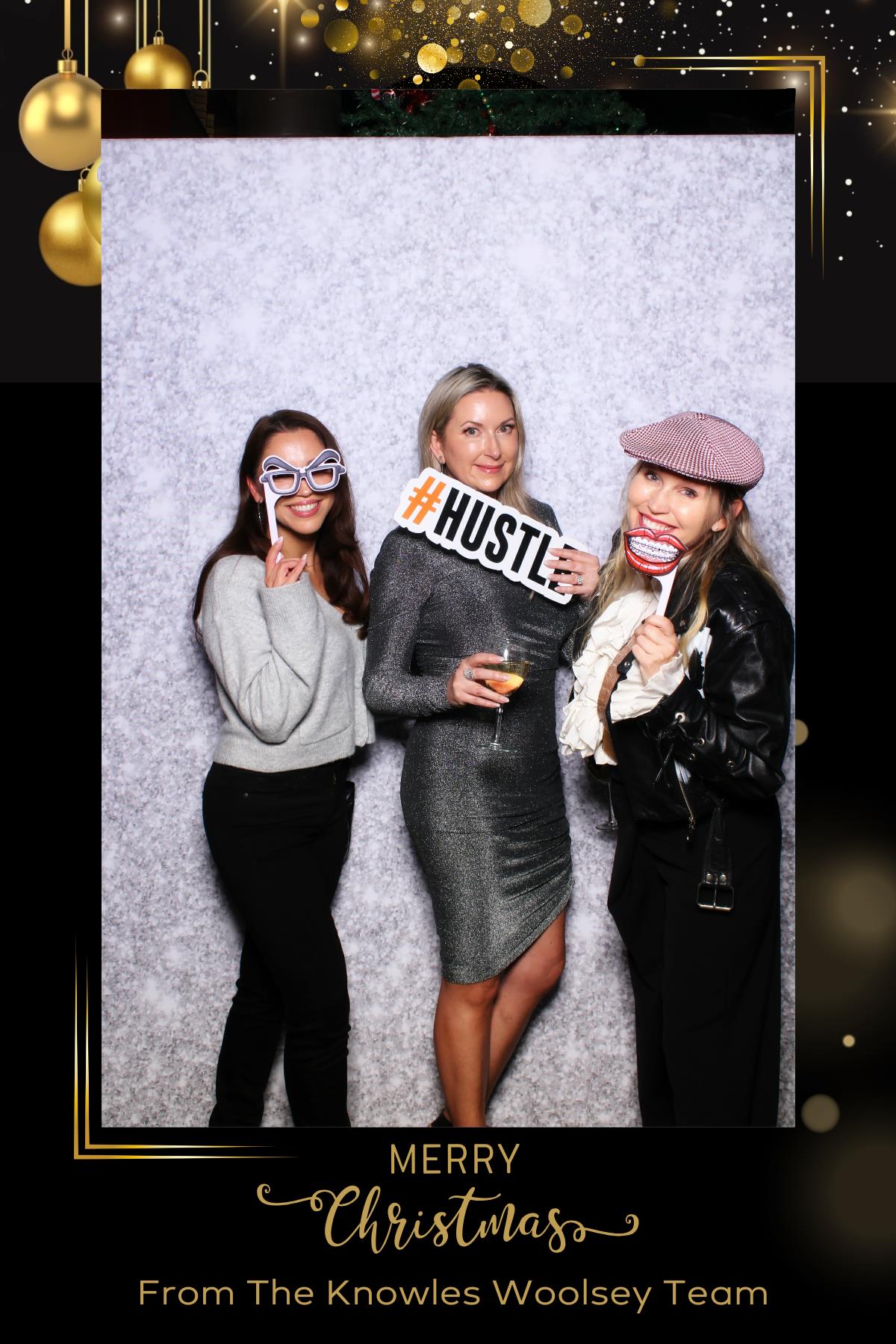 Knowles Woolsey Christmas Party | View more photos from the event at gallery.myselfiemirror.ca/u/romanmyselfiemirrorca/Knowles-Woolsey-Christmas-Party