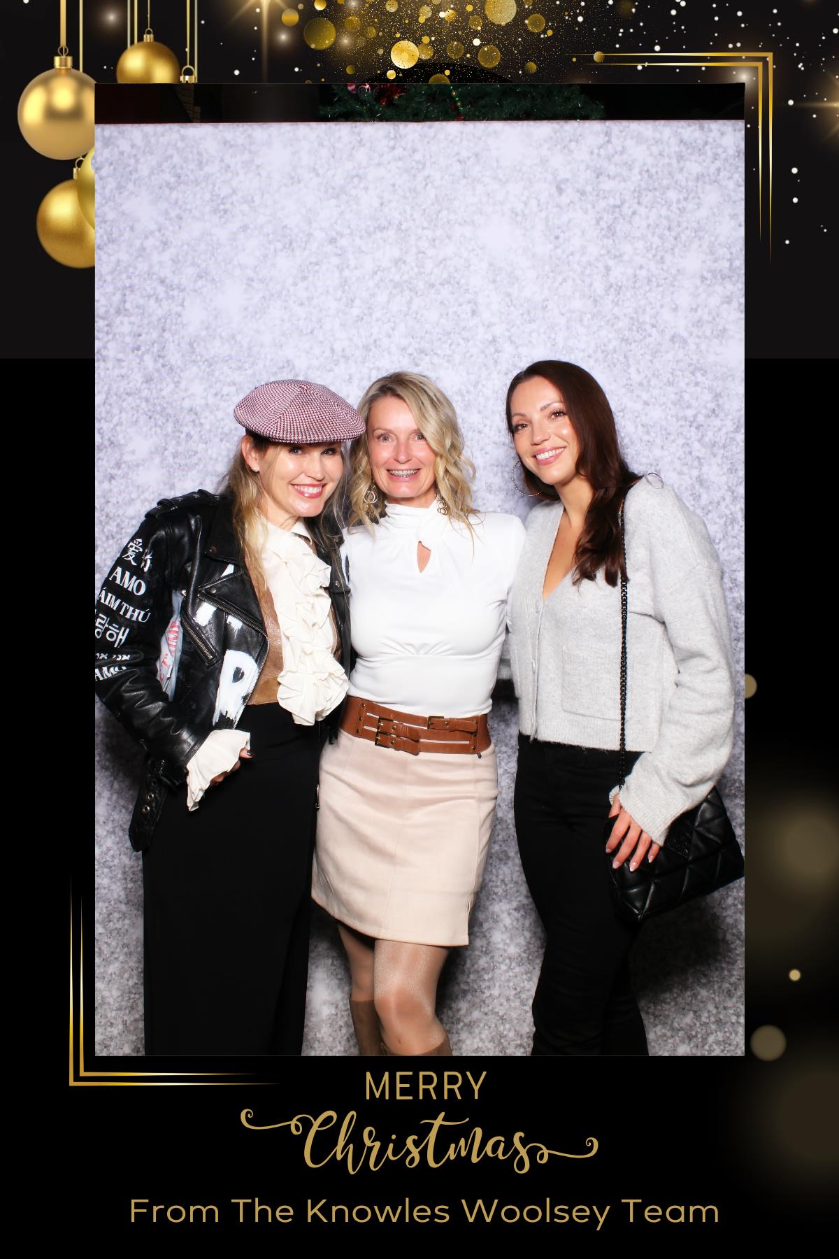 Knowles Woolsey Christmas Party | View more photos from the event at gallery.myselfiemirror.ca/u/romanmyselfiemirrorca/Knowles-Woolsey-Christmas-Party