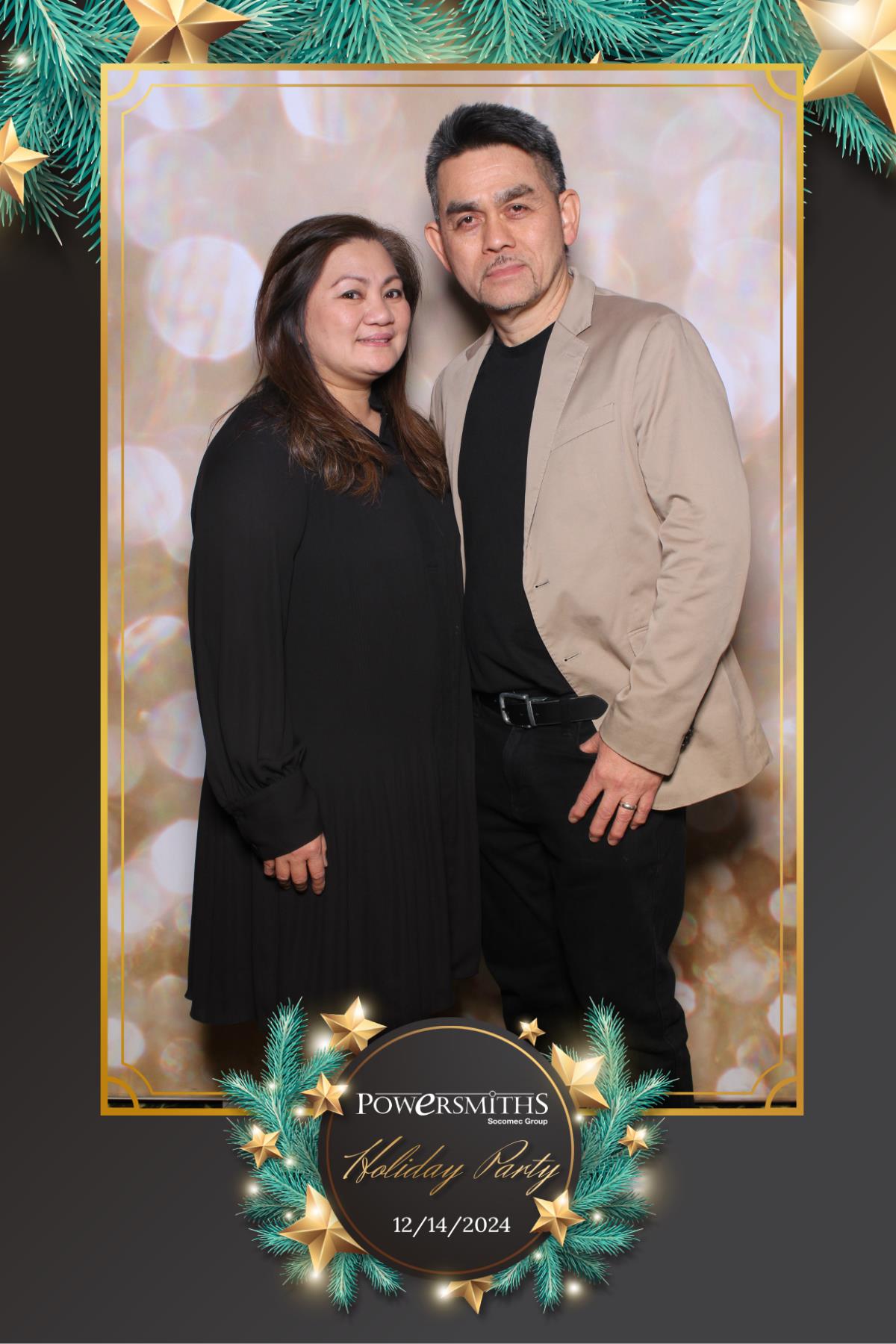 Powersmiths Holiday Party | View more photos from the event at gallery.myselfiemirror.ca/u/romanmyselfiemirrorca/Powersmiths-Holiday-Party