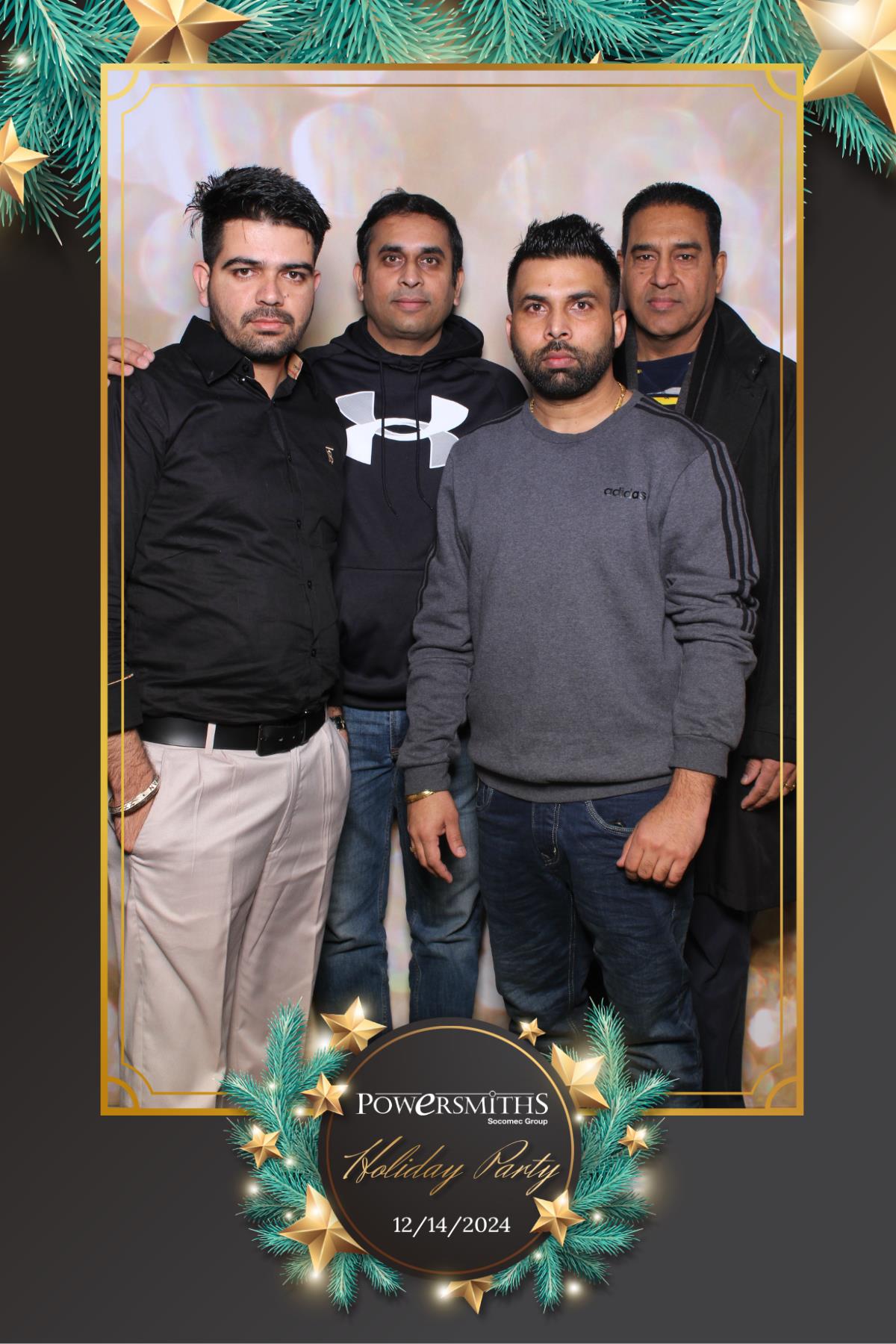 Powersmiths Holiday Party | View more photos from the event at gallery.myselfiemirror.ca/u/romanmyselfiemirrorca/Powersmiths-Holiday-Party