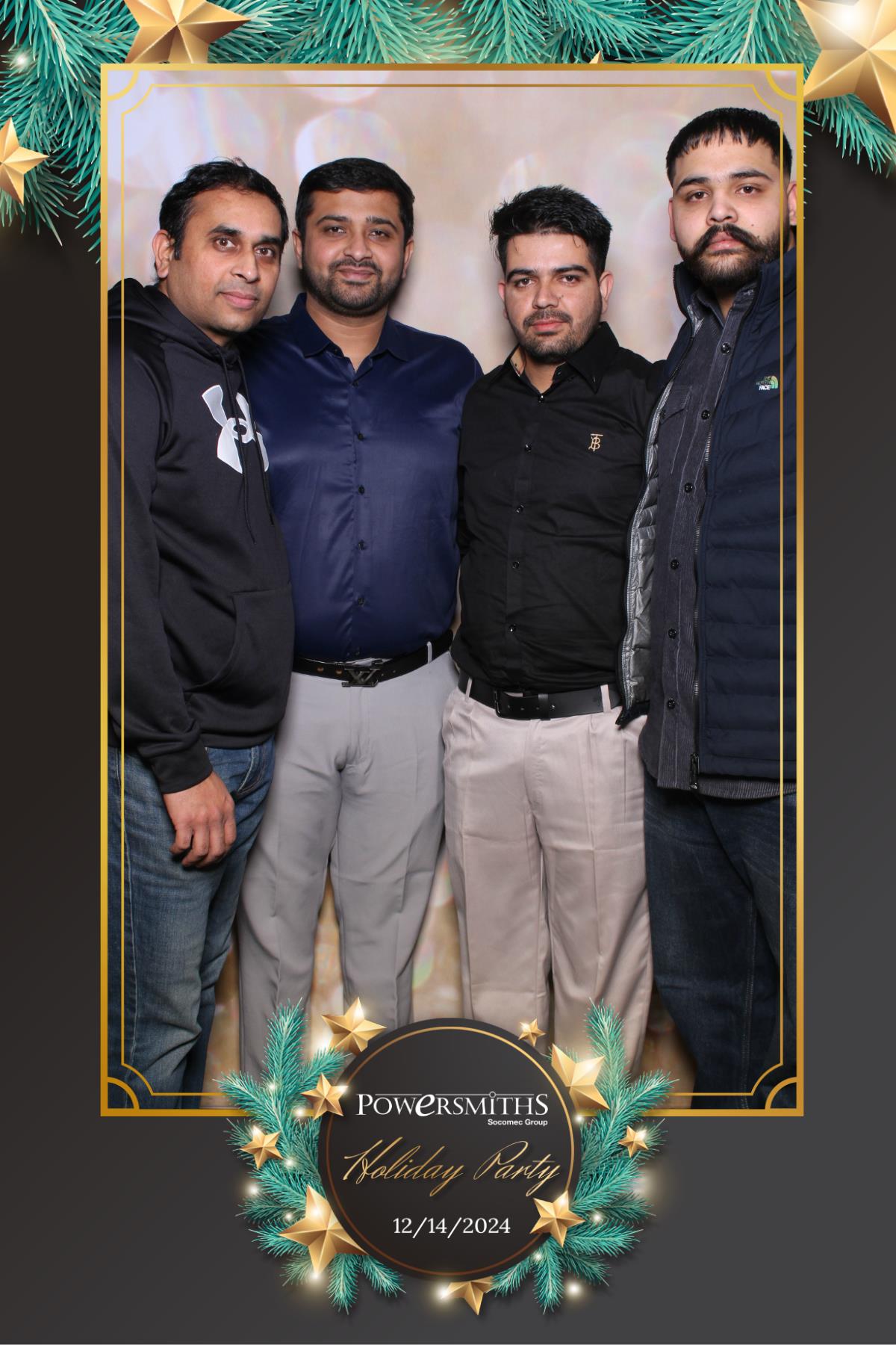 Powersmiths Holiday Party | View more photos from the event at gallery.myselfiemirror.ca/u/romanmyselfiemirrorca/Powersmiths-Holiday-Party