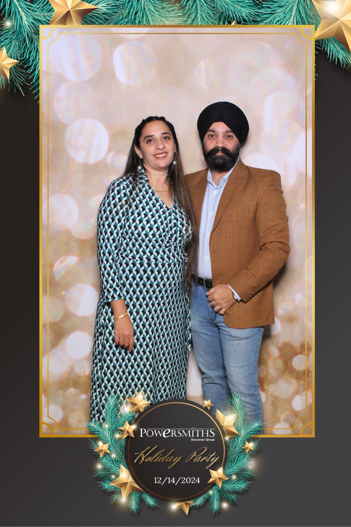 Powersmiths Holiday Party | View more photos from the event at gallery.myselfiemirror.ca/u/romanmyselfiemirrorca/Powersmiths-Holiday-Party