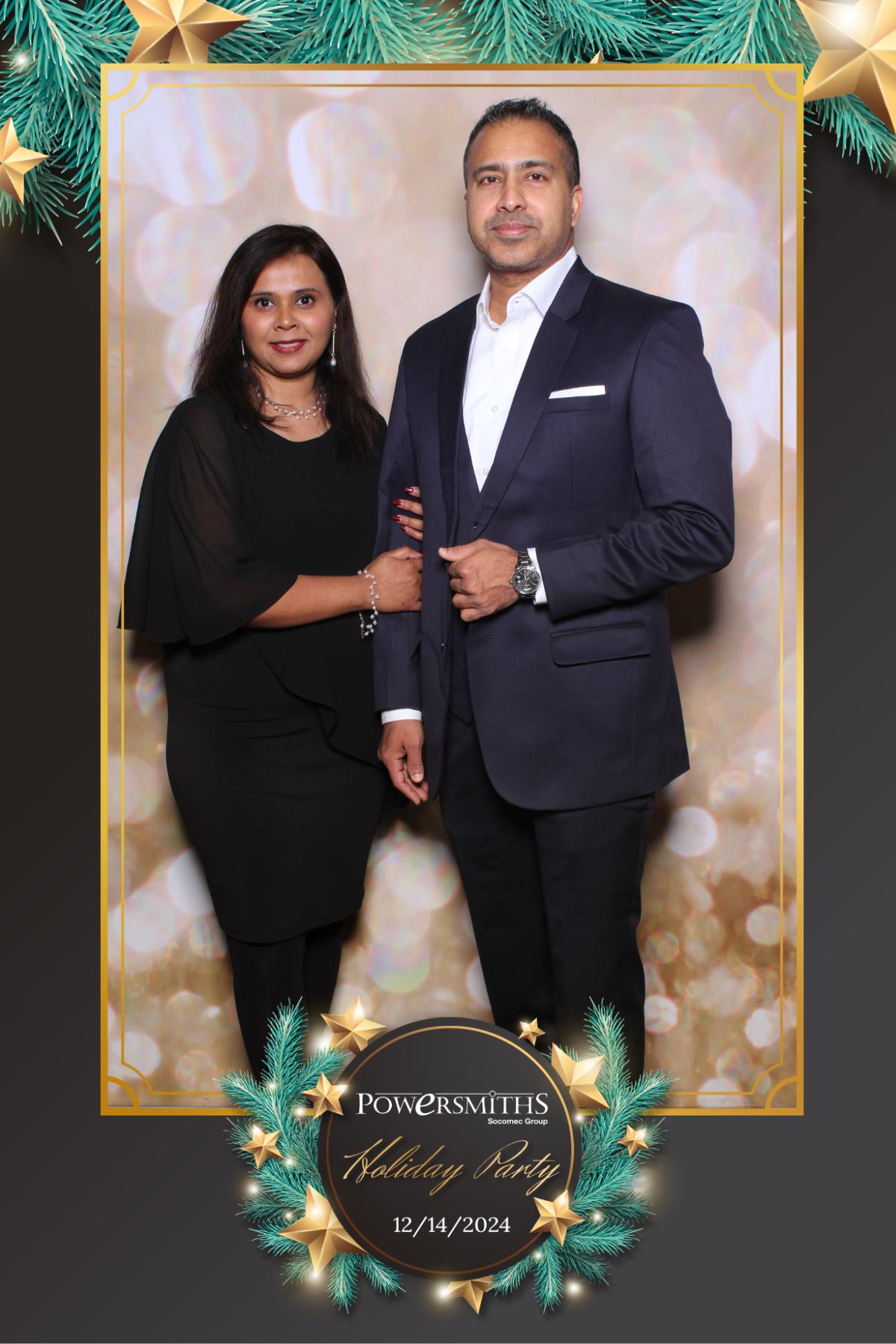 Powersmiths Holiday Party | View more photos from the event at gallery.myselfiemirror.ca/u/romanmyselfiemirrorca/Powersmiths-Holiday-Party