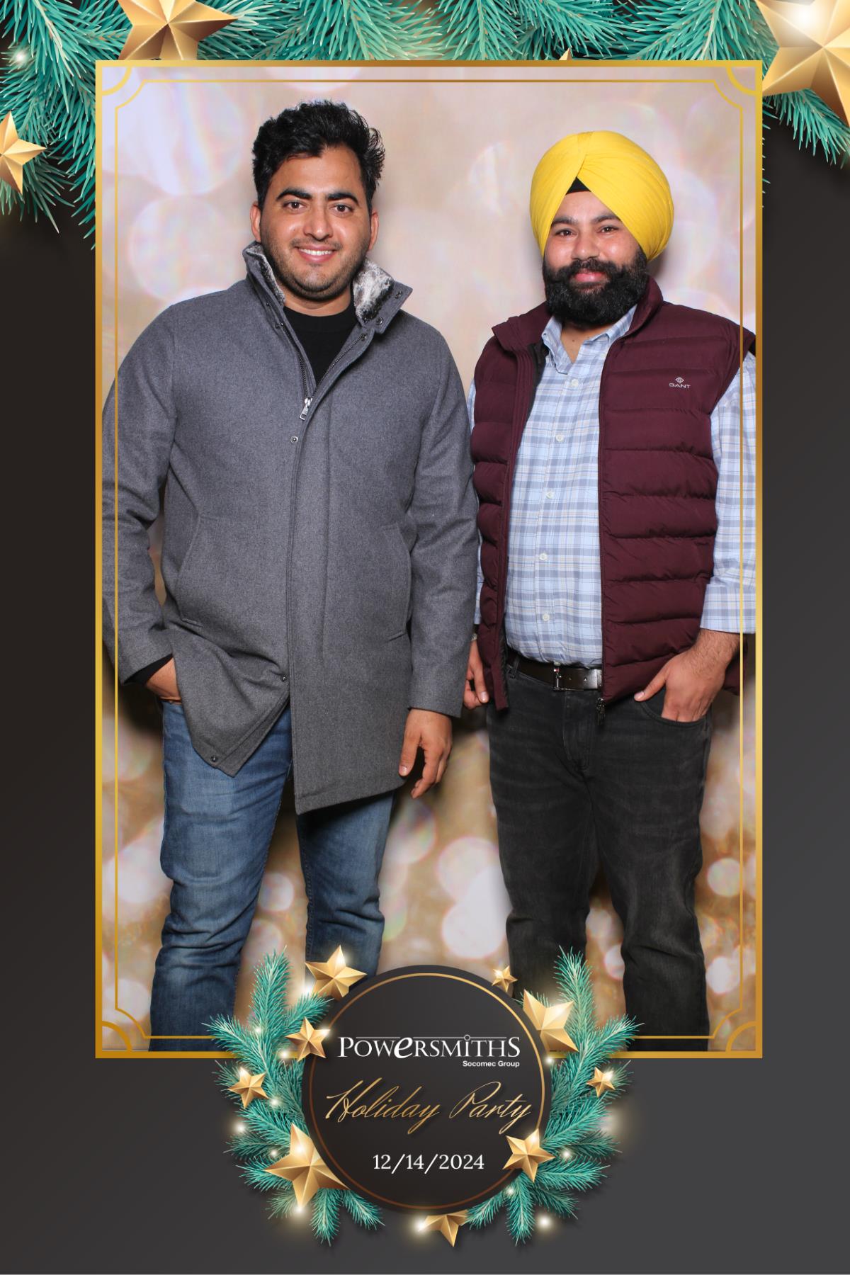 Powersmiths Holiday Party | View more photos from the event at gallery.myselfiemirror.ca/u/romanmyselfiemirrorca/Powersmiths-Holiday-Party