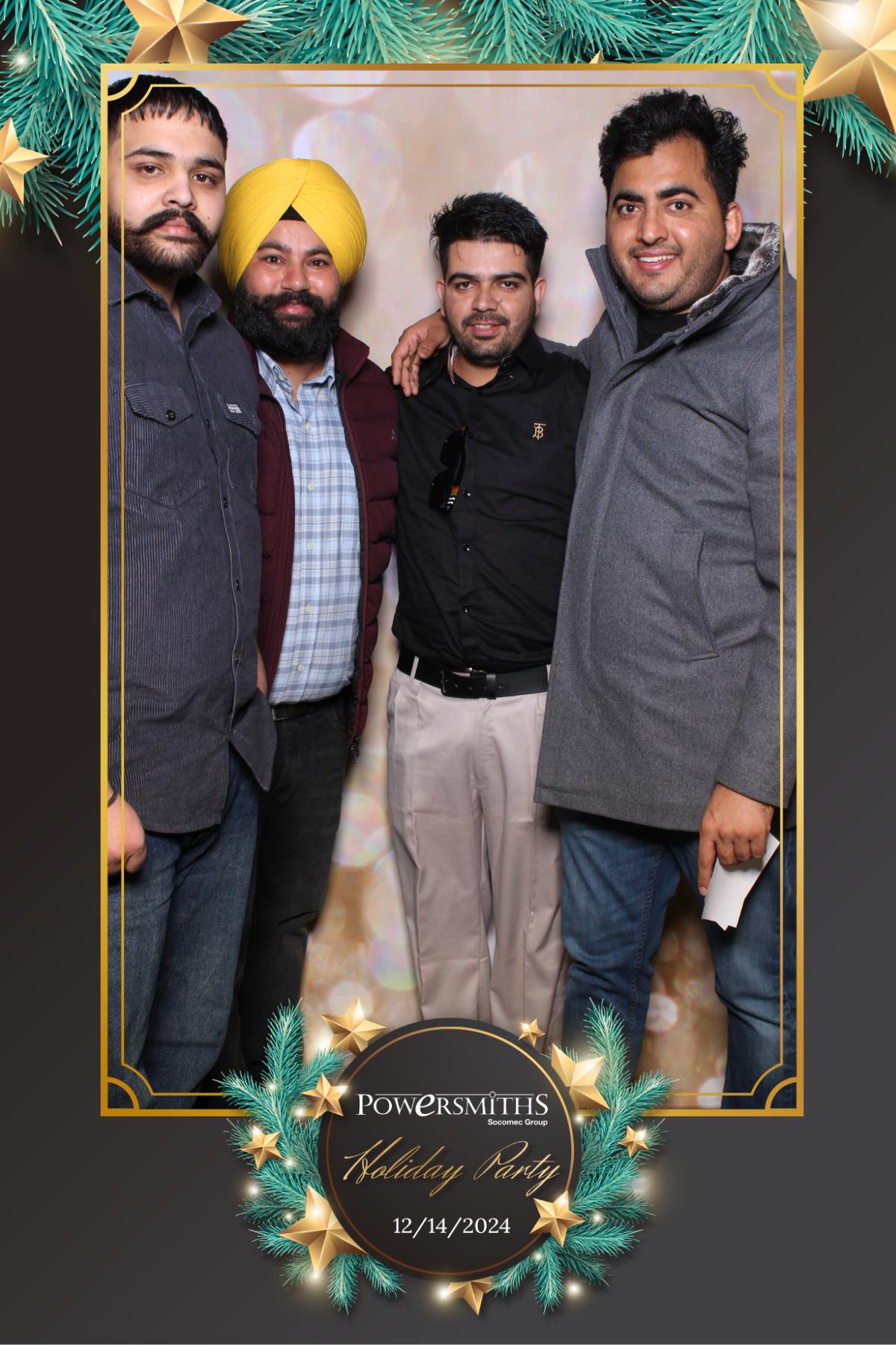 Powersmiths Holiday Party | View more photos from the event at gallery.myselfiemirror.ca/u/romanmyselfiemirrorca/Powersmiths-Holiday-Party