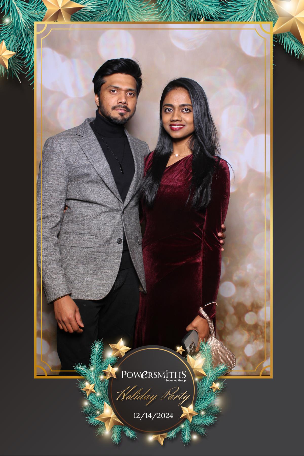 Powersmiths Holiday Party | View more photos from the event at gallery.myselfiemirror.ca/u/romanmyselfiemirrorca/Powersmiths-Holiday-Party