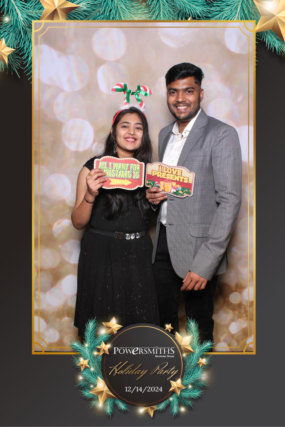 Powersmiths Holiday Party | View more photos from the event at gallery.myselfiemirror.ca/u/romanmyselfiemirrorca/Powersmiths-Holiday-Party