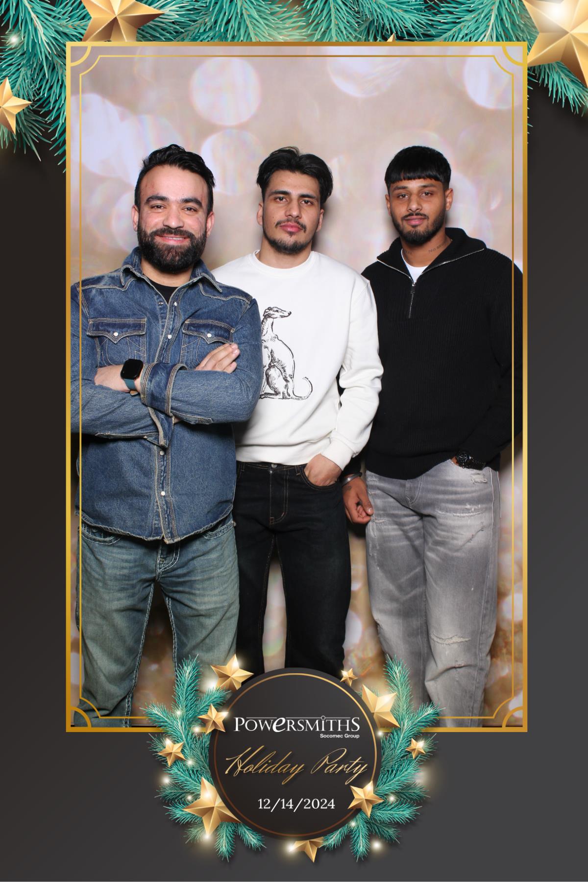 Powersmiths Holiday Party | View more photos from the event at gallery.myselfiemirror.ca/u/romanmyselfiemirrorca/Powersmiths-Holiday-Party