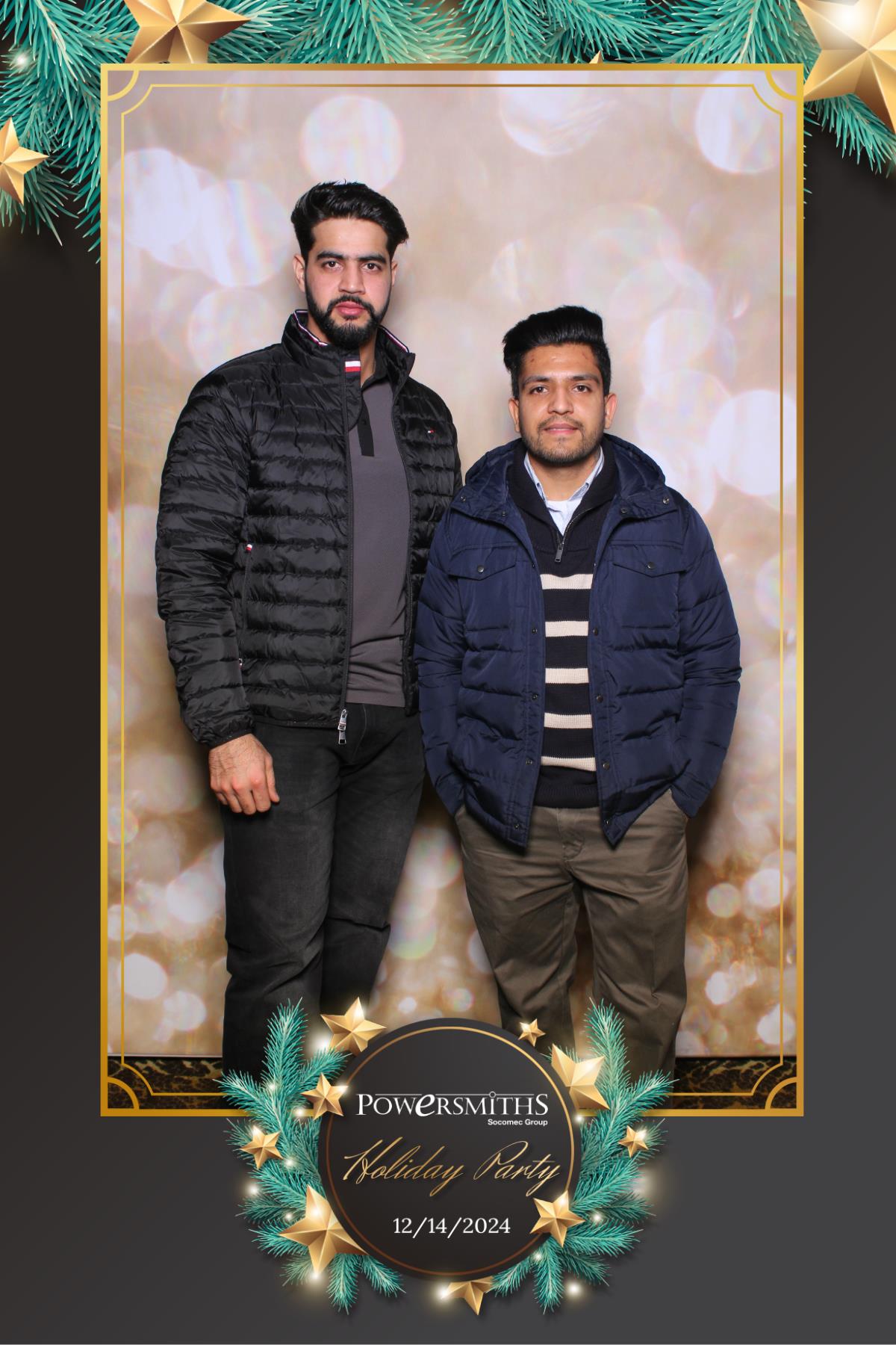 Powersmiths Holiday Party | View more photos from the event at gallery.myselfiemirror.ca/u/romanmyselfiemirrorca/Powersmiths-Holiday-Party