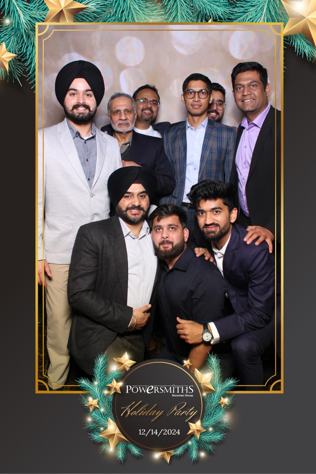 Powersmiths Holiday Party | View more photos from the event at gallery.myselfiemirror.ca/u/romanmyselfiemirrorca/Powersmiths-Holiday-Party