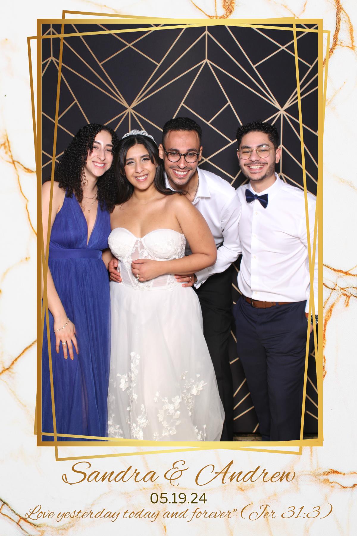 Sandra and Andrew | View more photos from the event at gallery.myselfiemirror.ca/u/romanmyselfiemirrorca/Sandra-and-Andrew
