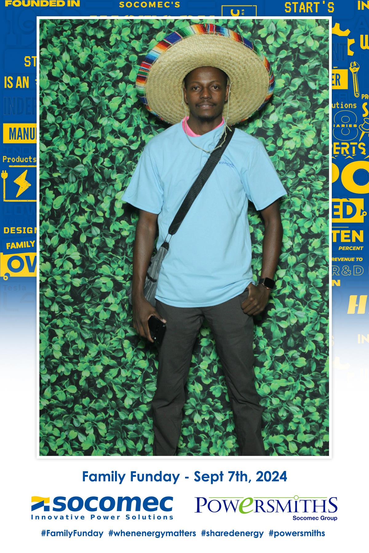 Socomec Family Fun Day  | View more photos from the event at gallery.myselfiemirror.ca/u/romanmyselfiemirrorca/Socomec-Family-Fun-Day