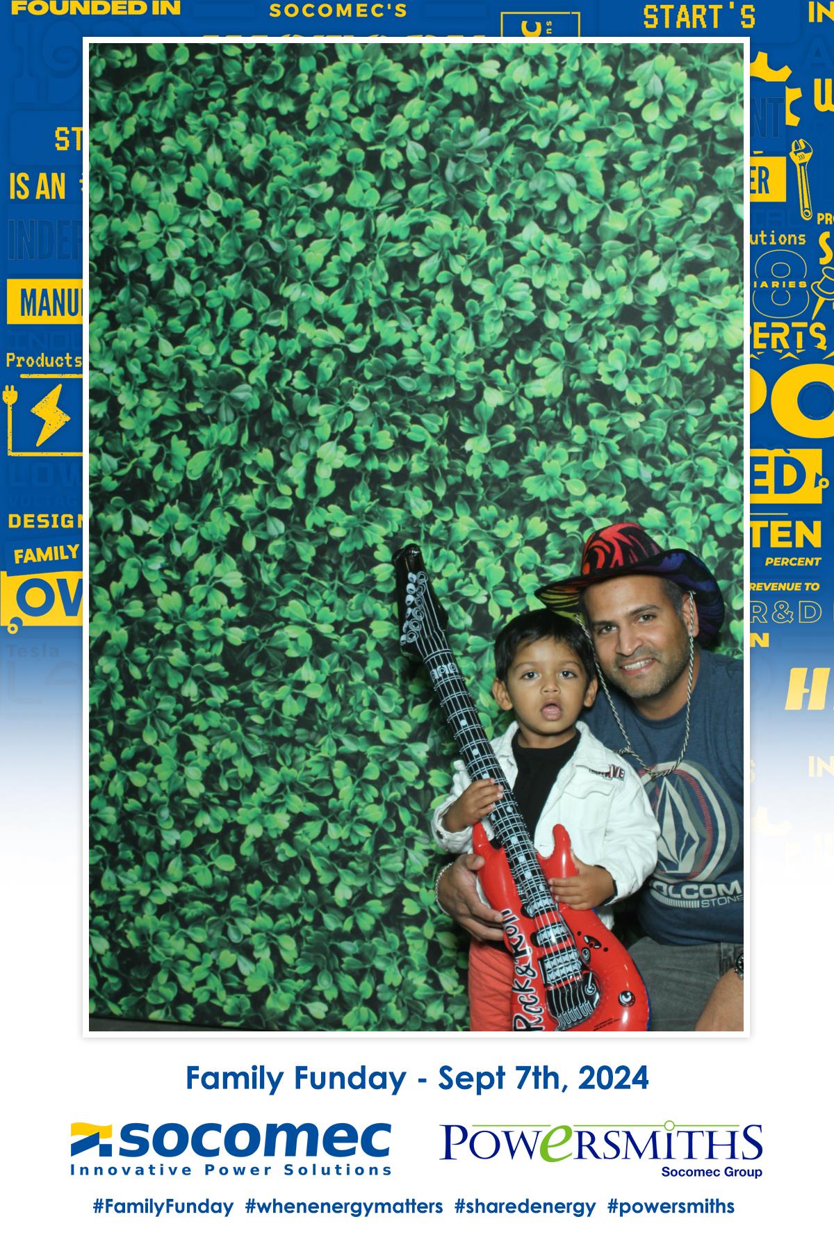 Socomec Family Fun Day  | View more photos from the event at gallery.myselfiemirror.ca/u/romanmyselfiemirrorca/Socomec-Family-Fun-Day