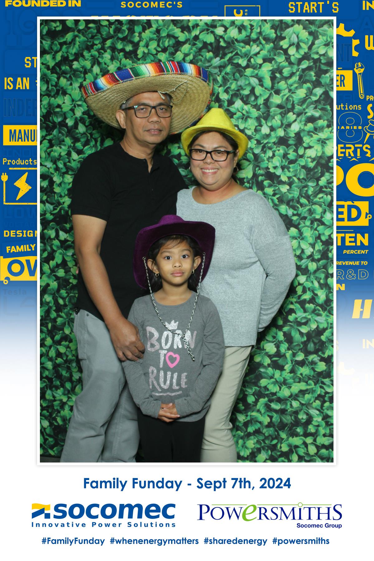 Socomec Family Fun Day  | View more photos from the event at gallery.myselfiemirror.ca/u/romanmyselfiemirrorca/Socomec-Family-Fun-Day